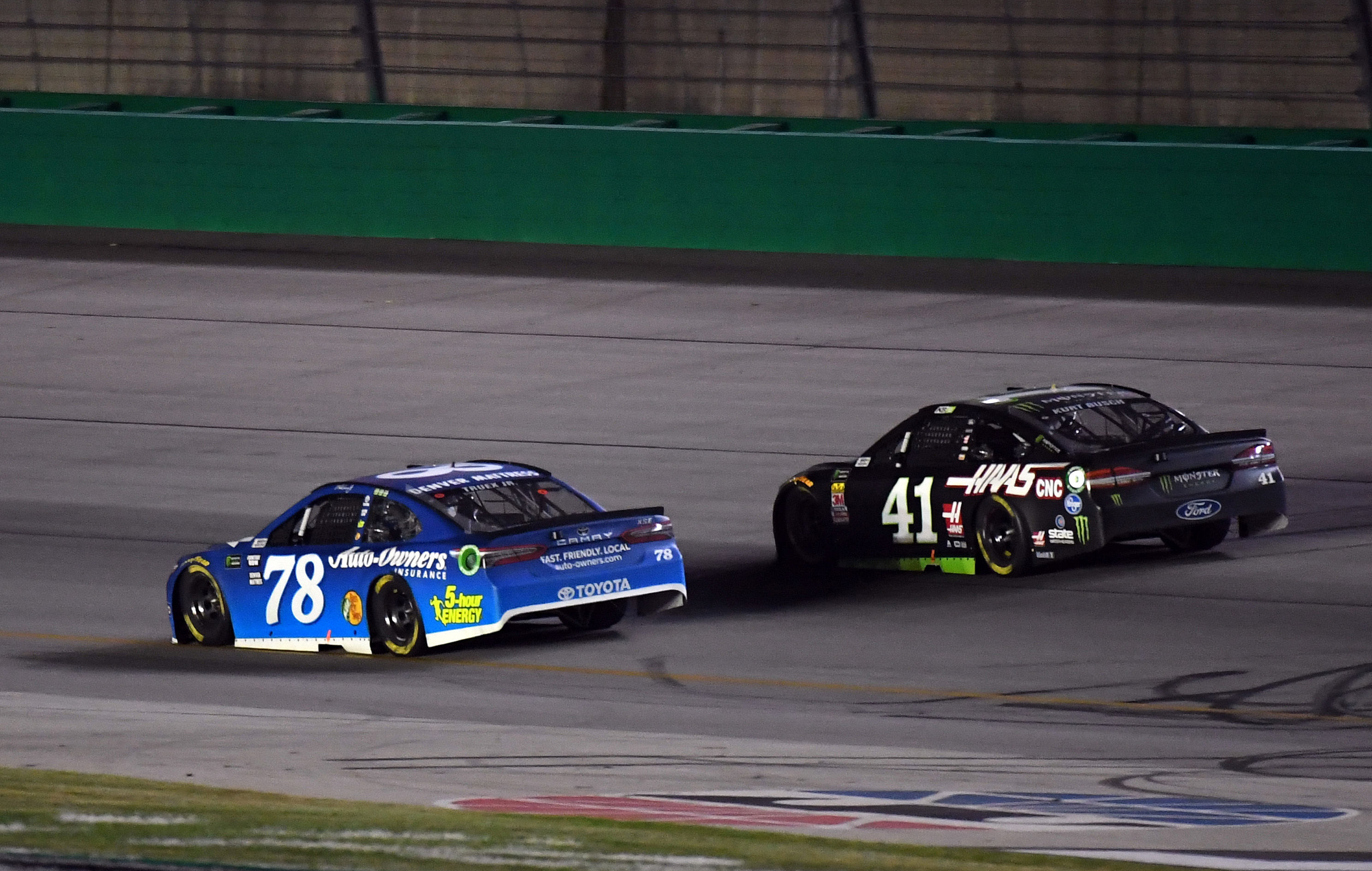 Martin Truex Jr (78) and Kurt Busch (41) at the Quaker State 400 in 2018 - Source: Imagn