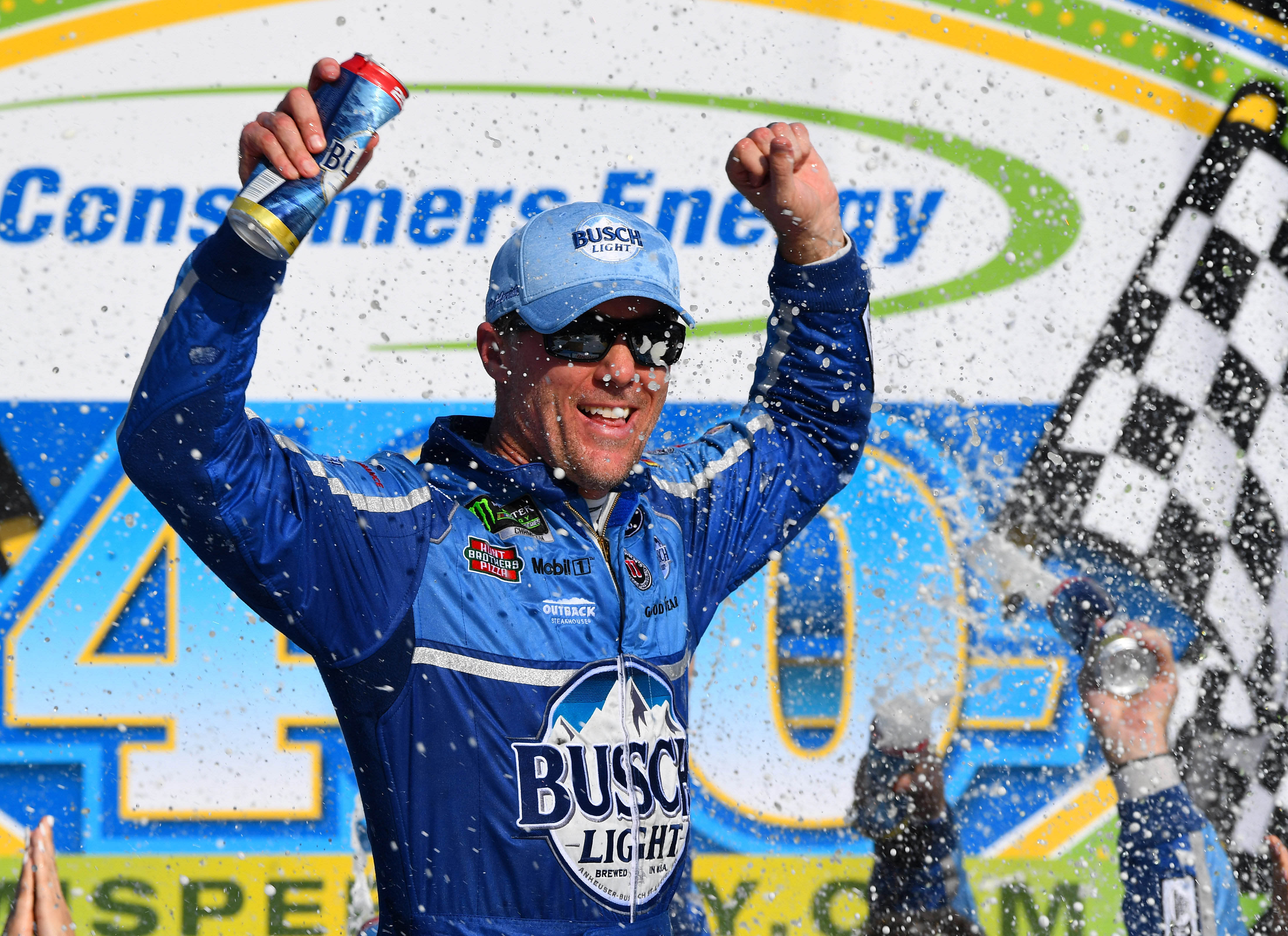 Kevin Harvick won the 2018 Consumers Energy 400 at Michigan International Speedway - Source: Imagn