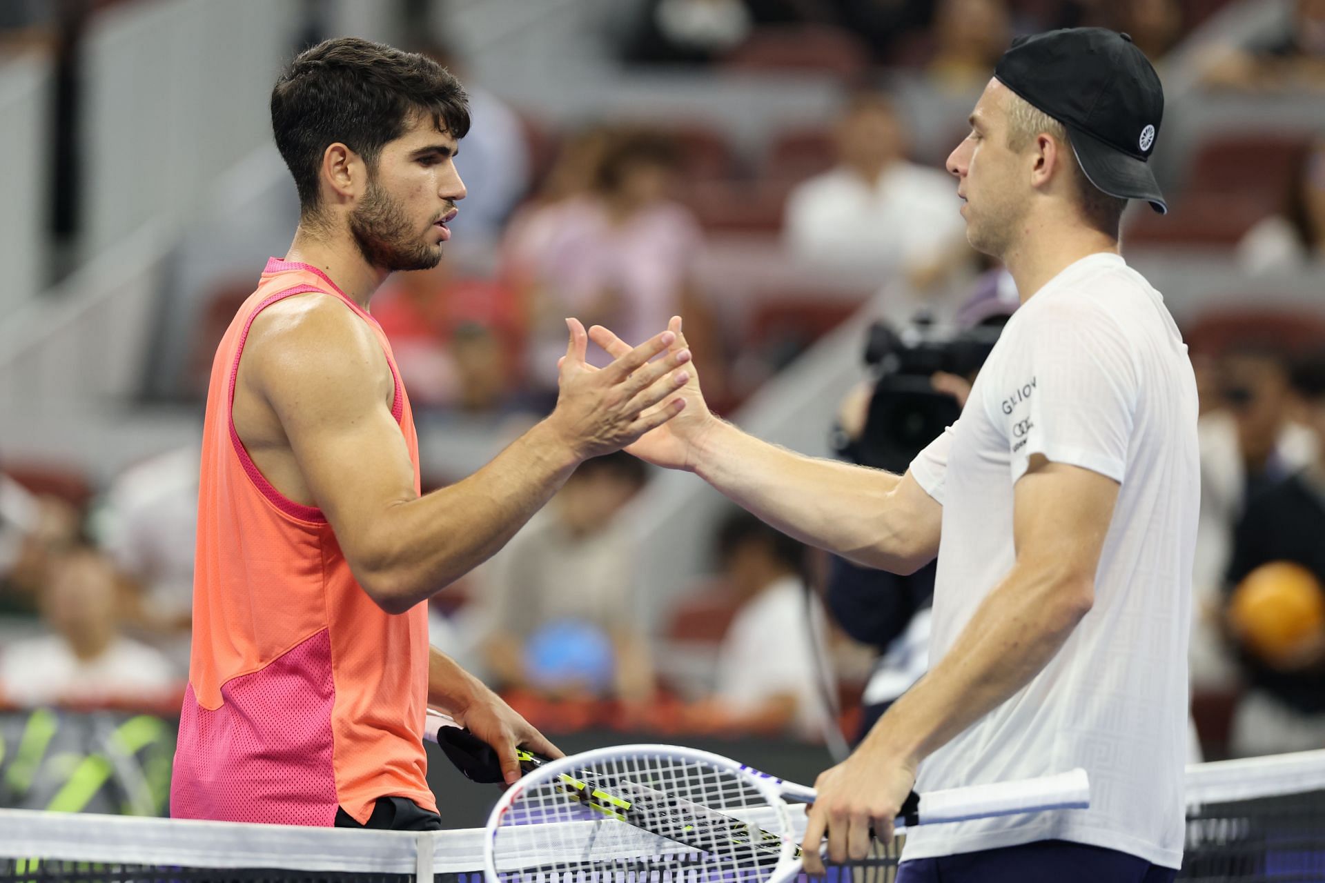 Carlos Alcaraz and Tallon Griekspoor at the China Open 2024. (Photo: Getty)