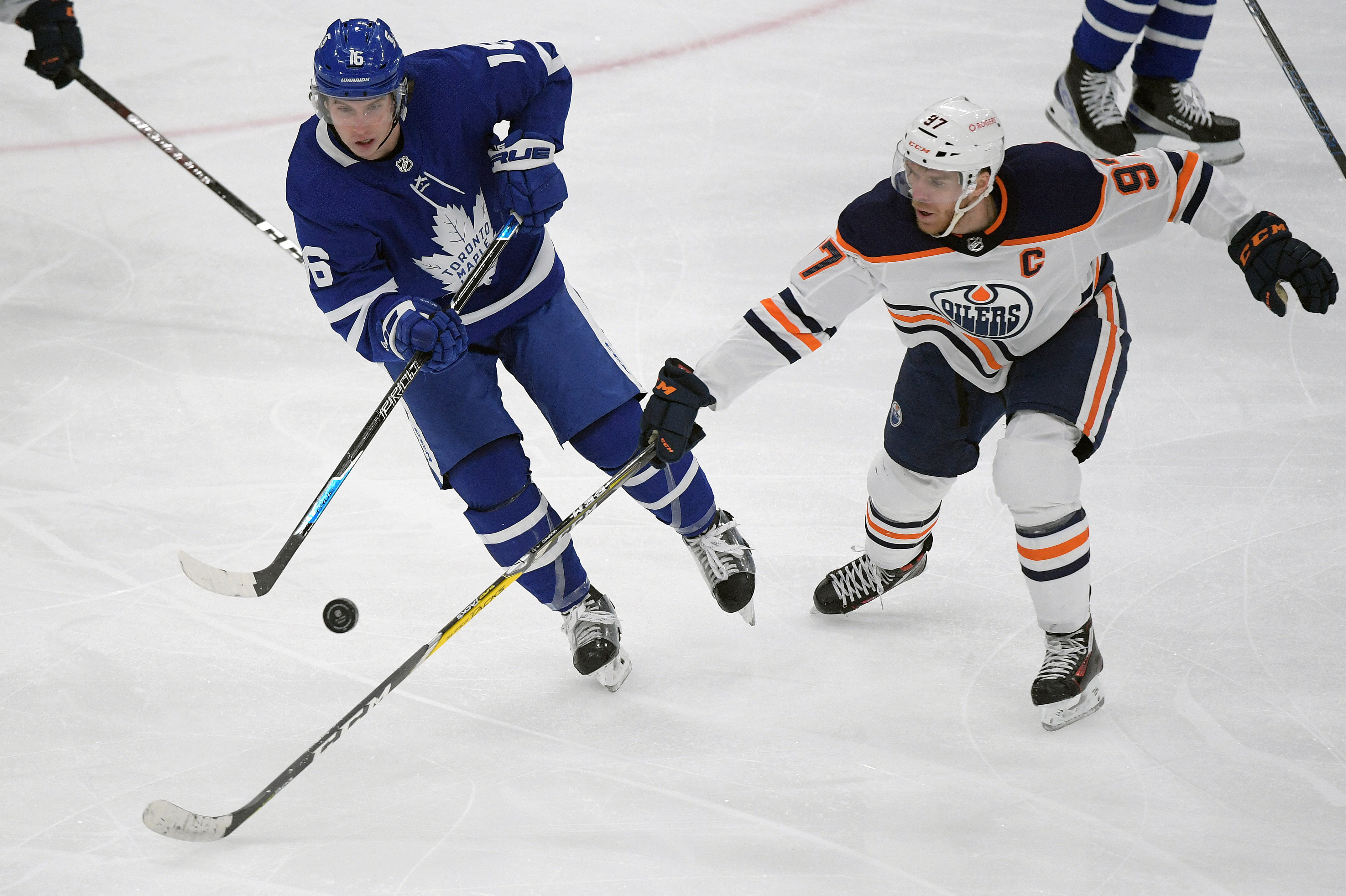 NHL: Edmonton Oilers at Toronto Maple Leafs - Source: Imagn