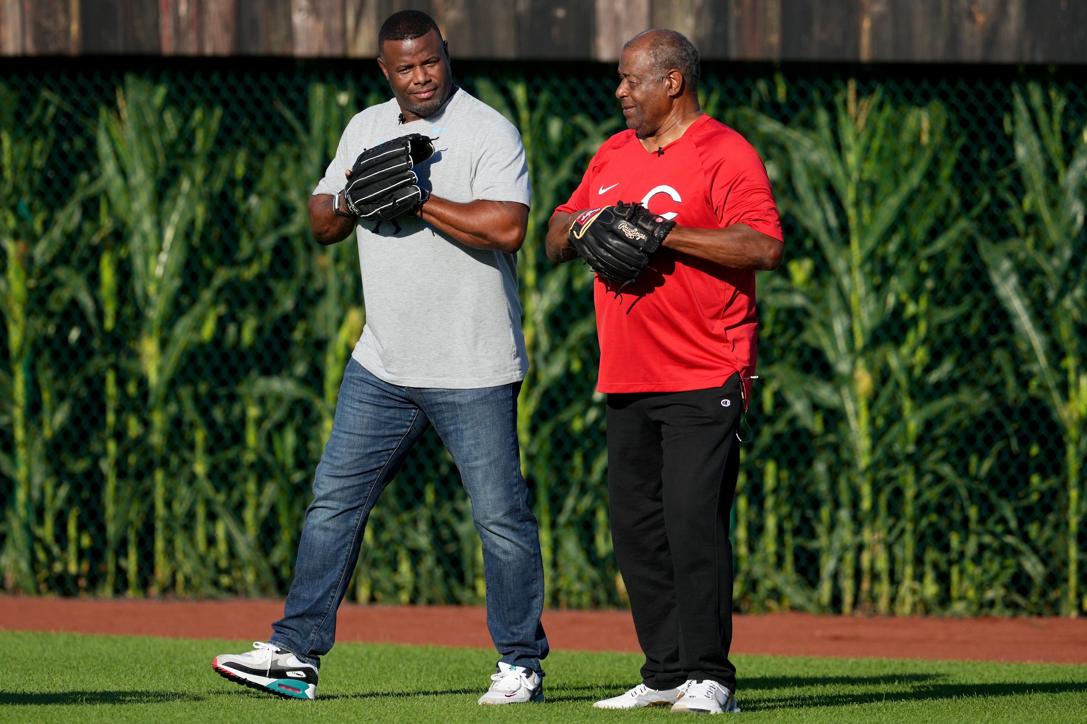 Ken Griffey Jr. and his father both represented the Cincinnati Reds (Photo credit: IMAGN)