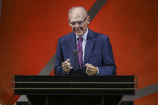 "They need a Trump-like NBA president to get rid of Kamala Silver" - NBA fans debate Hall of Fame coach's take on load management