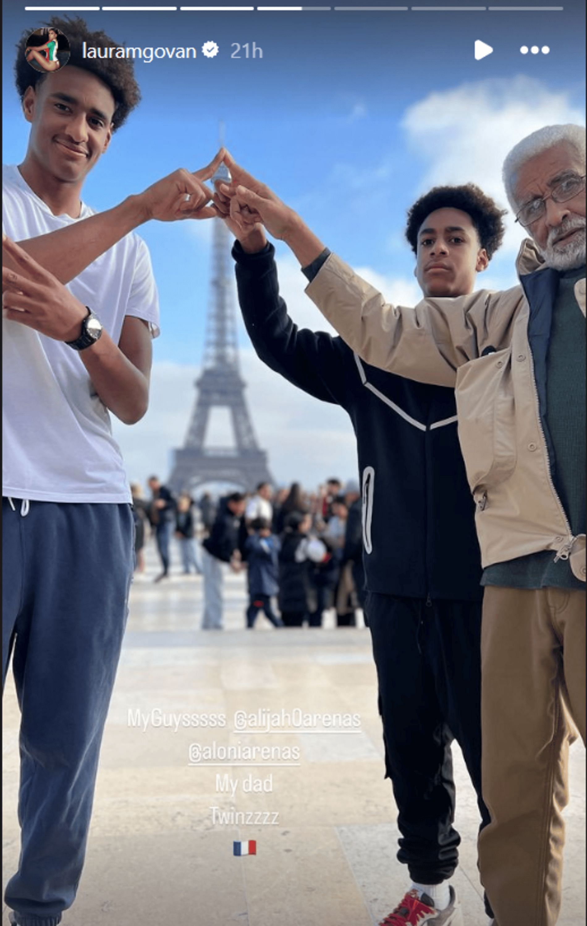 Aloni and Alijah Arenas with their grandfather in Paris (source: Instagram/lauramgovan)