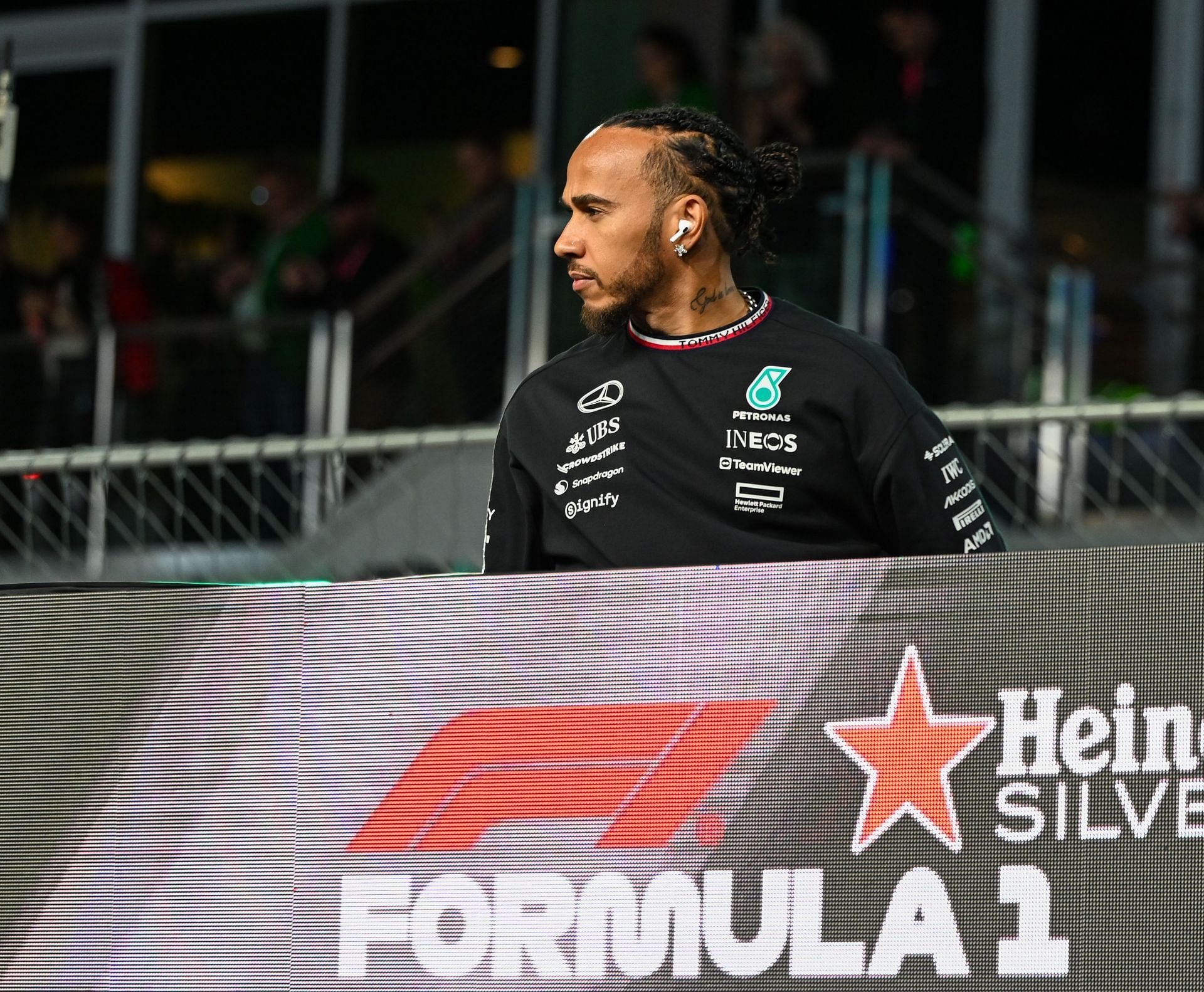 Lewis Hamilton at the &#039;Drivers Parade&#039; before the Las Vegas Grand Prix - Source: Getty