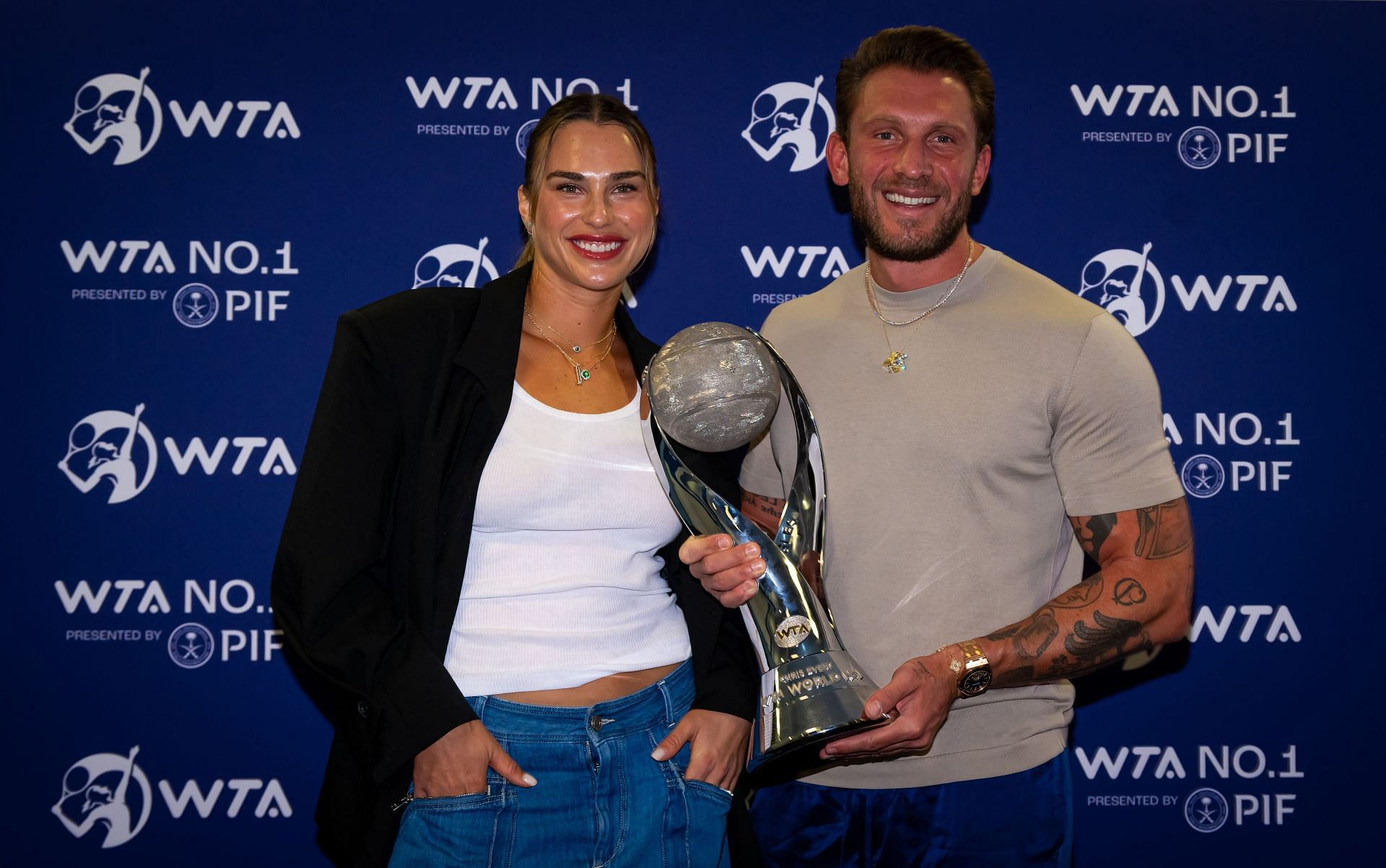 Aryna Sabalenka and her boyfriend Georgios Frangulis pose at WTA Finals 2024 in Riyadh, Saudi Arabia (Photo by Getty Images)