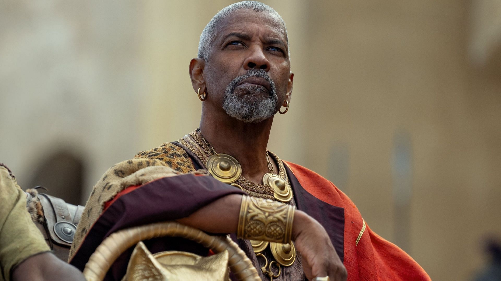 Denzel Washington as Macrinus in Gladiator II (Image via @GladiatorMovie on X)