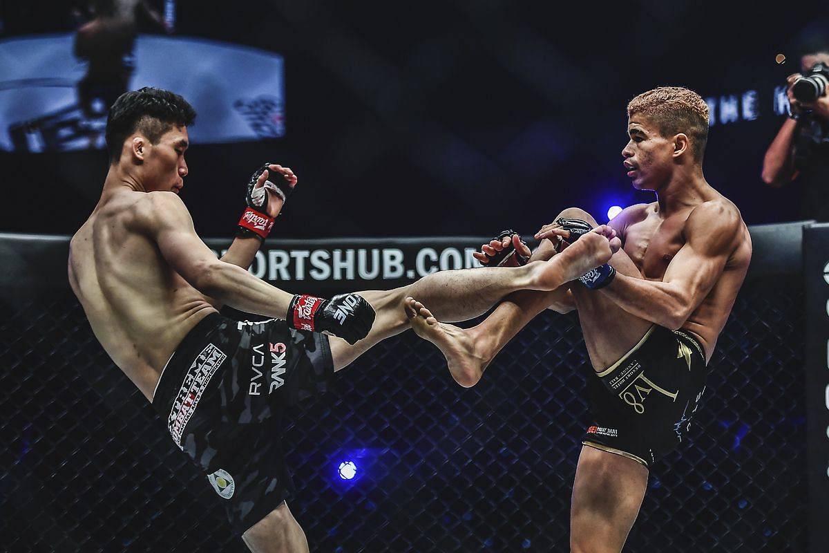 Fabricio Andrade (R) vs Kwon Won Il (L) | Photo credit: ONE Championship