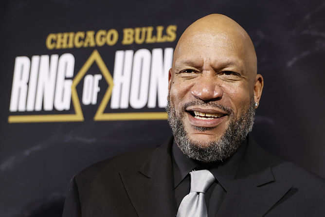 5x NBA champ Ron Harper leaves no doubt about his thoughts on media fame