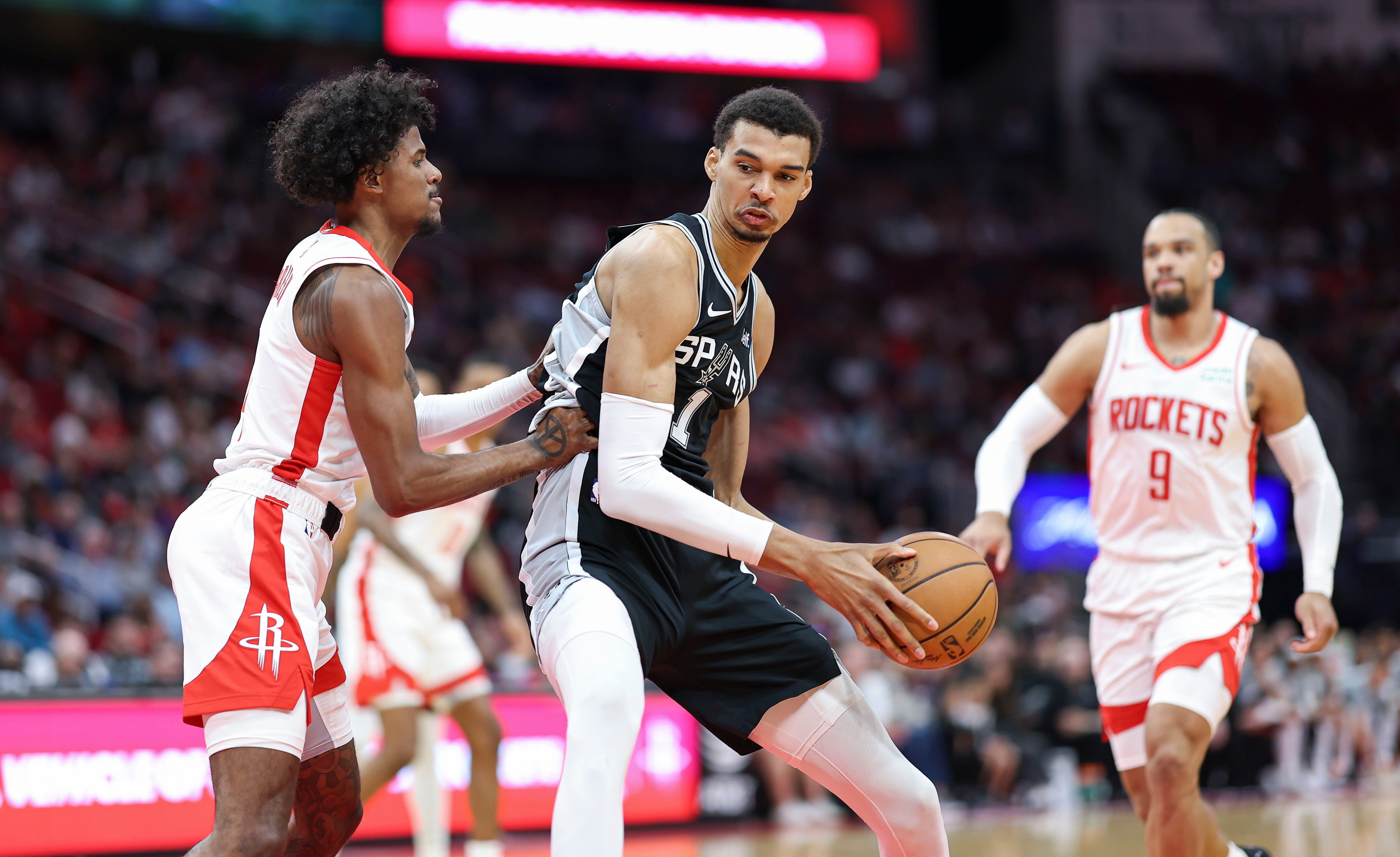 NBA: San Antonio Spurs at Houston Rockets - Source: Imagn