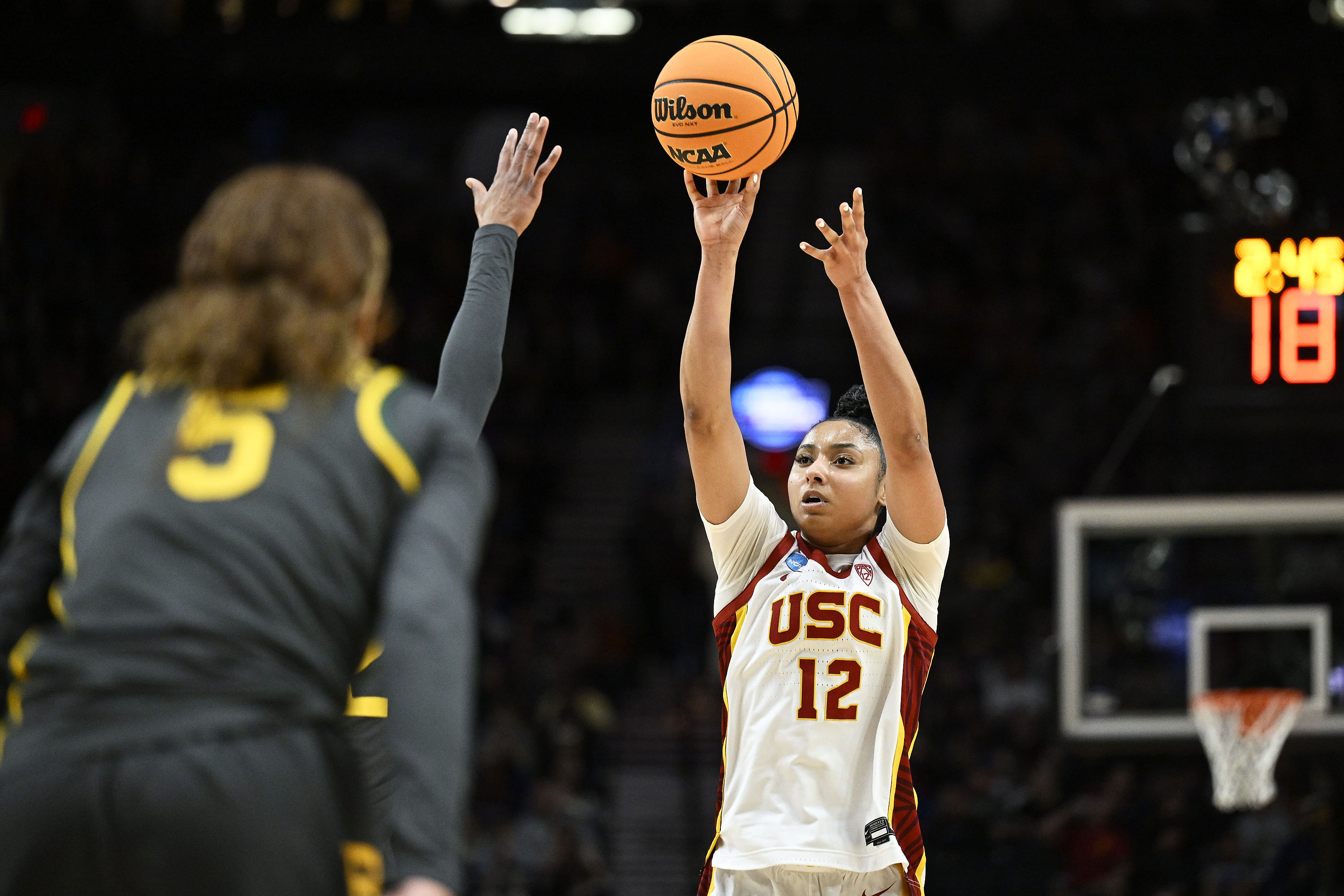 JuJu Watkins grew up watching Candace Parker in Los Angeles. (Photo: IMAGN)