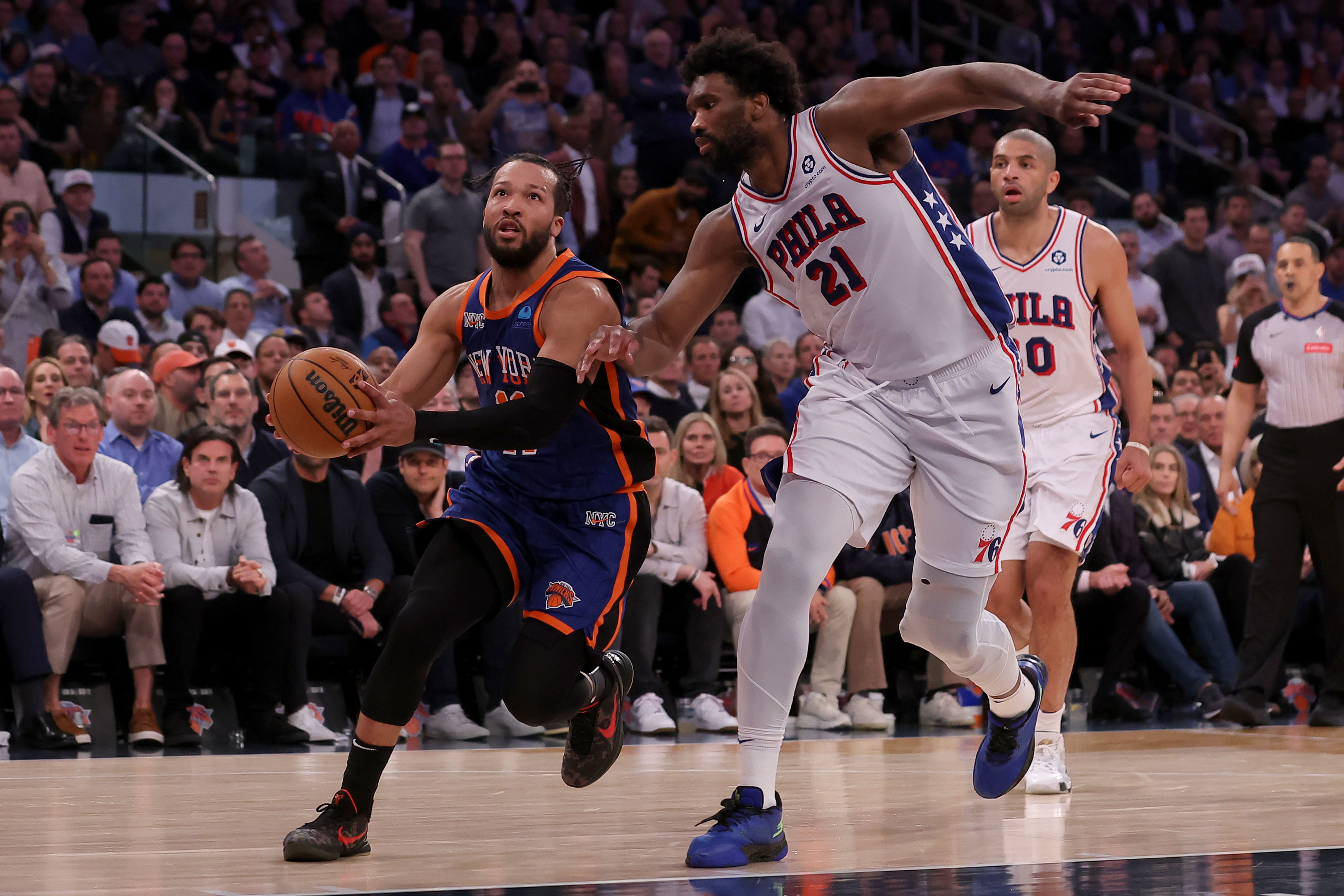 New York Knicks star point guard Jalen Brunson and Philadelphia 76ers superstar center Joel Embiid (Image Credit: Brad Penner-Imagn Images)