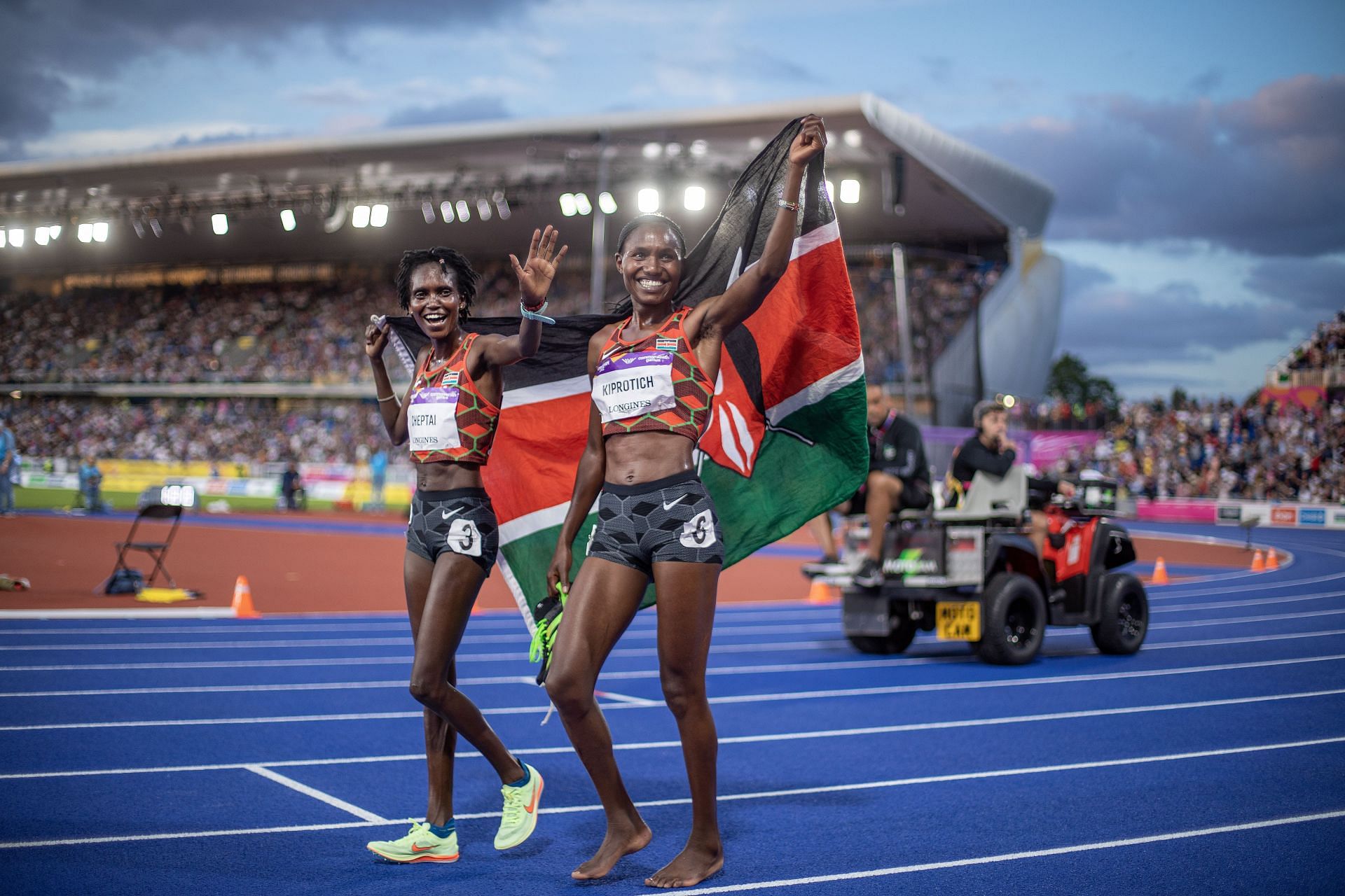 Chepkirui (right) during the 2022 Commonwealth Games in Birmingham (Image via: Getty Images)