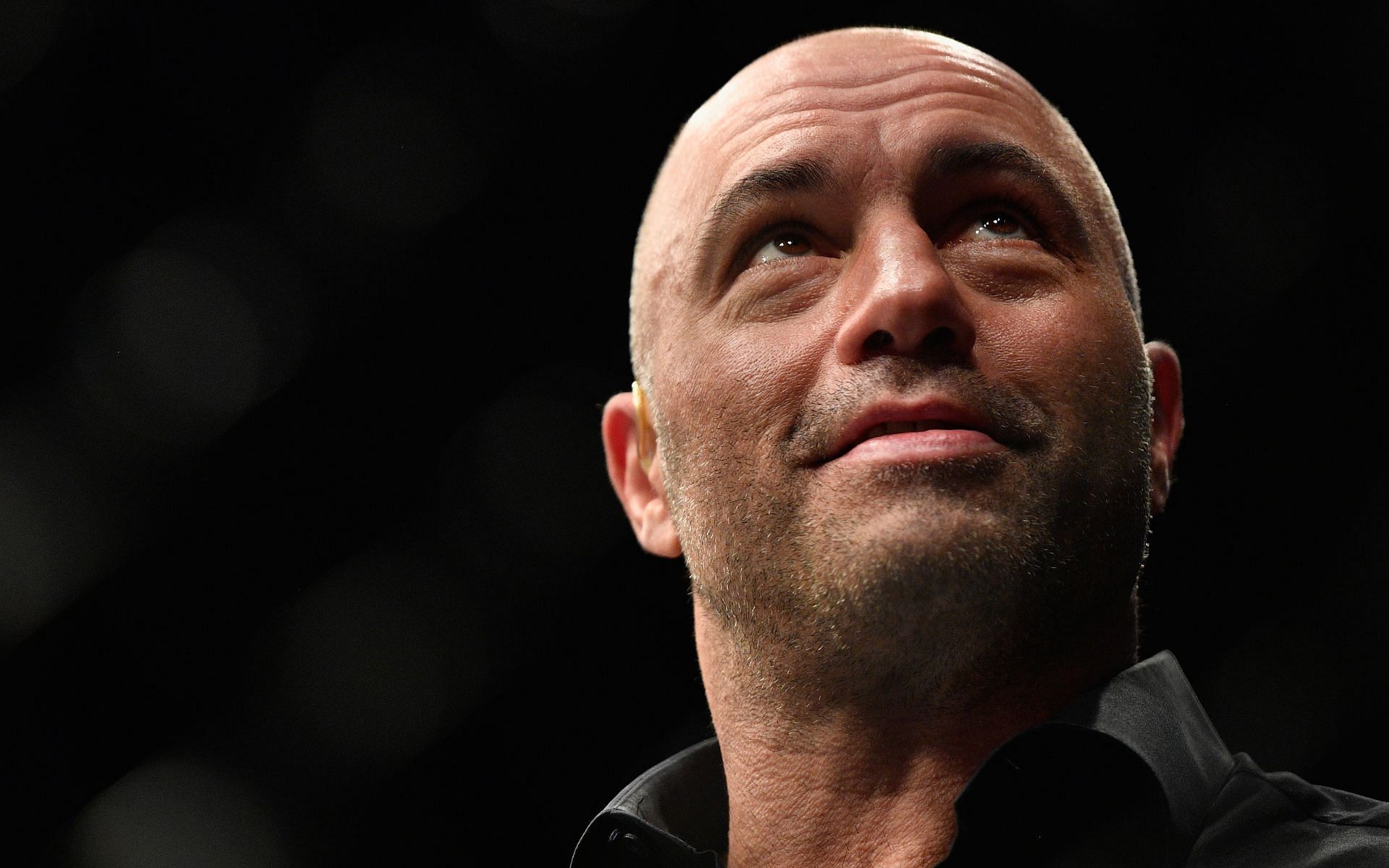 Ex-Navy Seal praises Joe Rogan. [Images courtesy: Getty]