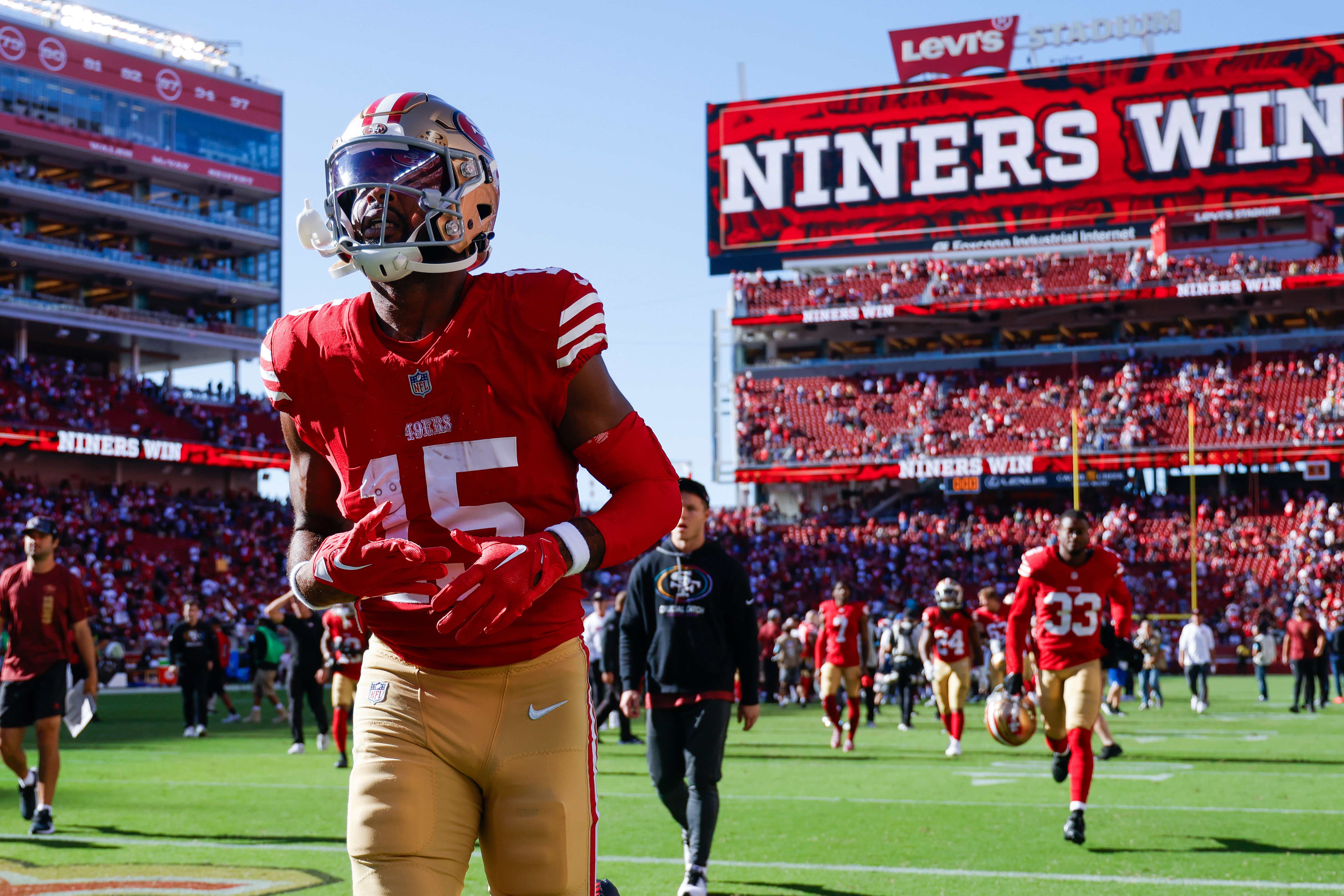 NFL: New England Patriots at San Francisco 49ers - Source: Imagn