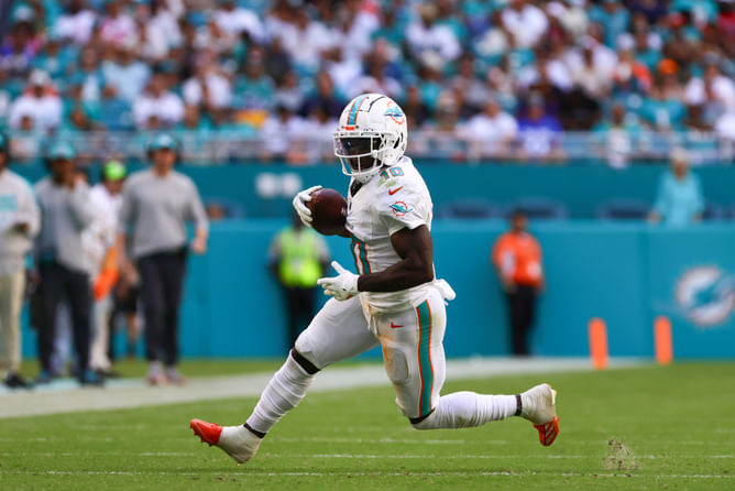 Tyreek Hill resurrects beef with Noah Lyles, asserts dominance over 6x World champion