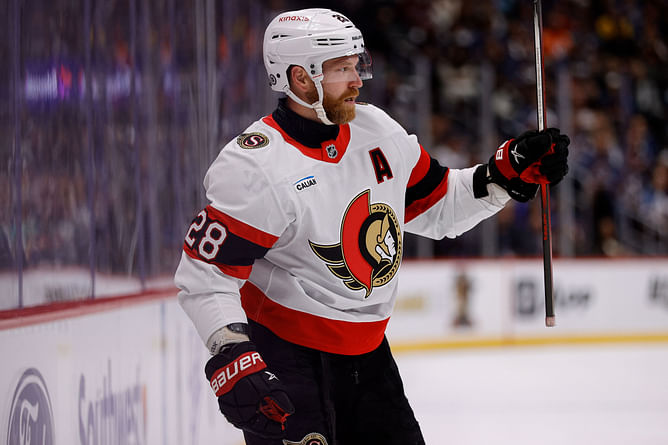 "Some chirps here and there" - Claude Giroux addresses rumors of him arm wrestling Jason Kelce and other Eagles stars