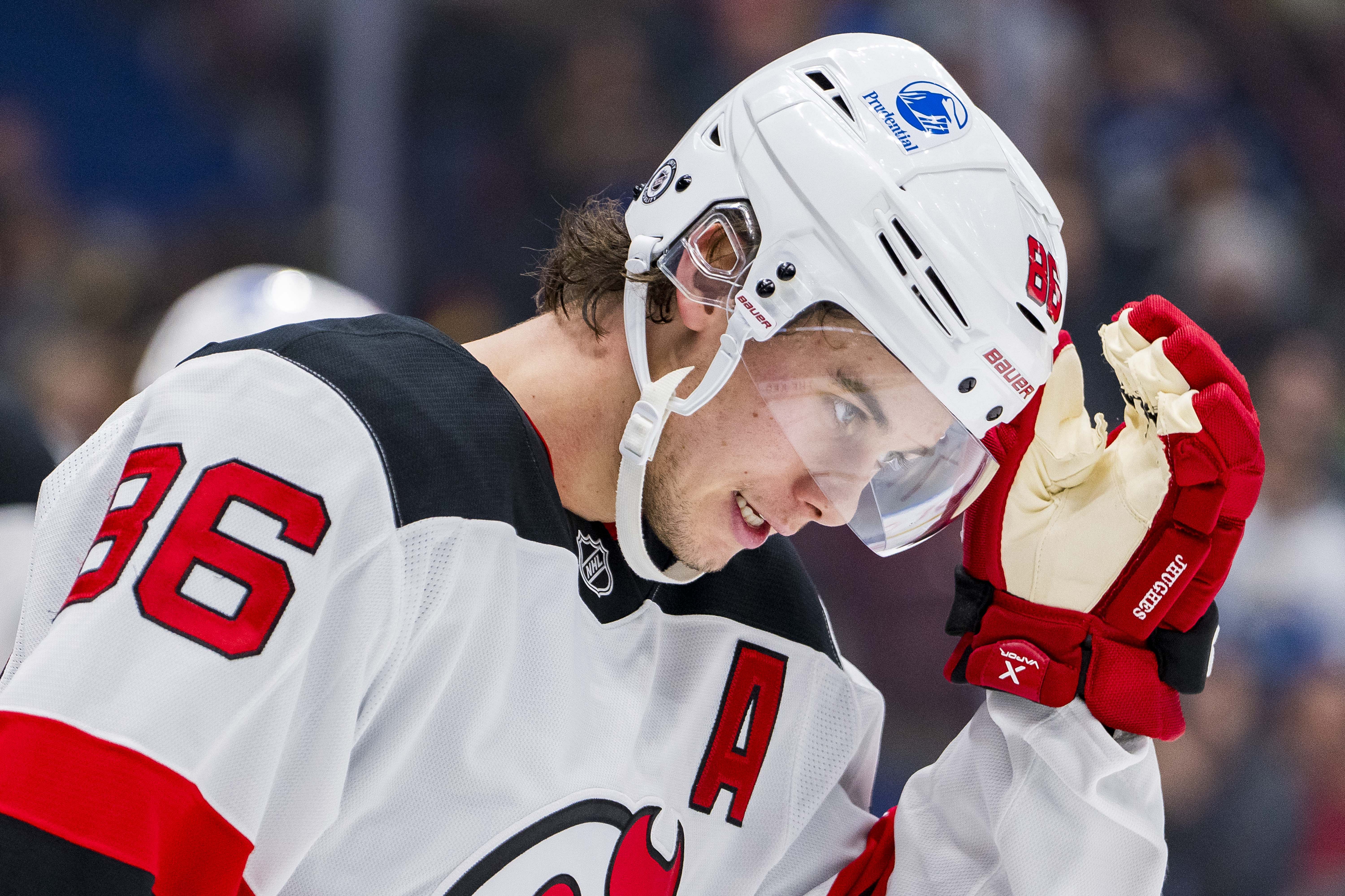 NHL: New Jersey Devils at Vancouver Canucks - Source: Imagn