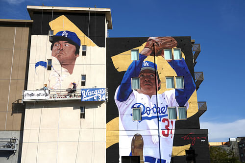 A mural honoring former Dodgers pitcher Fernando Valenzuela (Photo Credit: IMAGN)