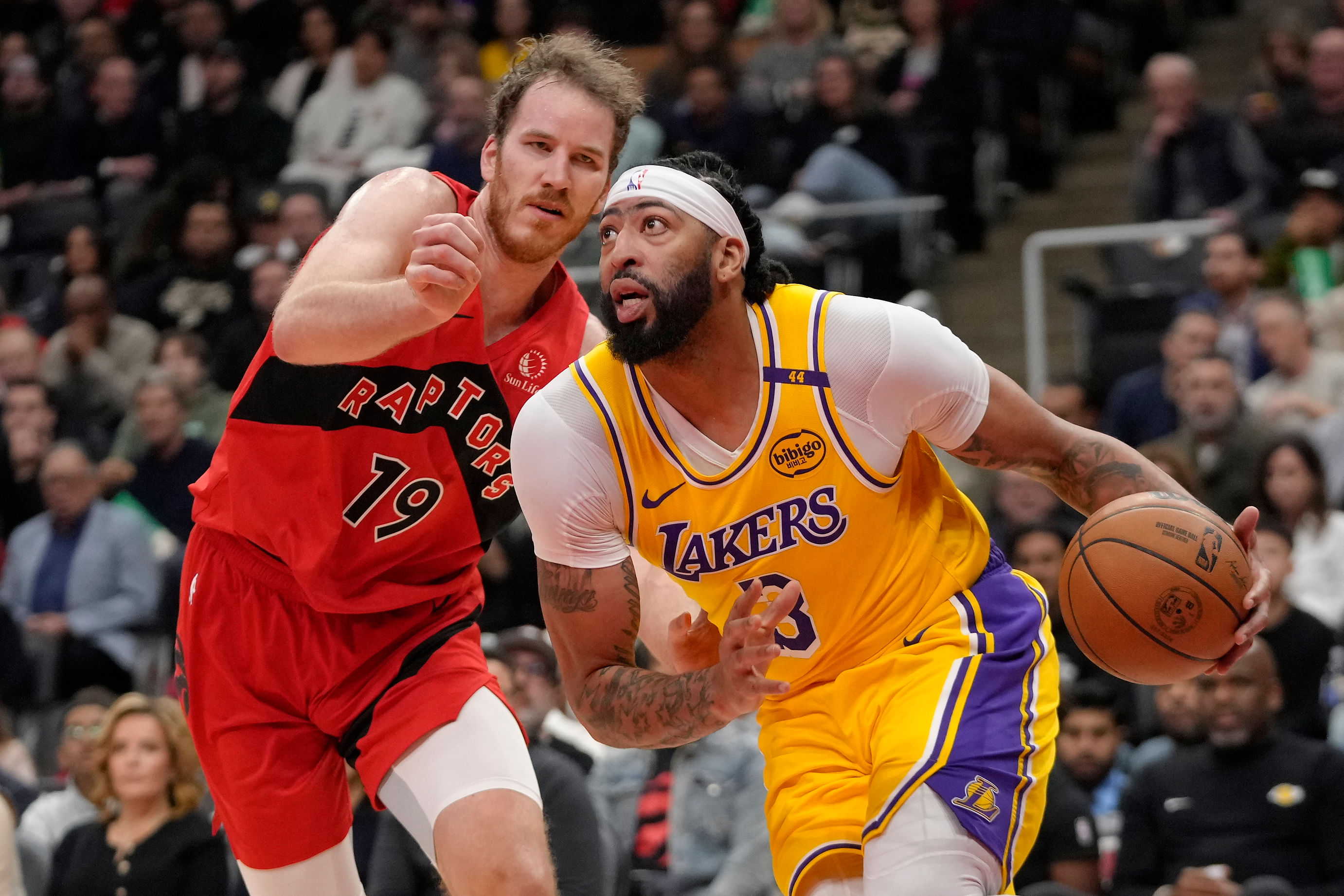 LA Lakers star center Anthony Davis (right) (Image Credit: John E. Sokolowski-Imagn Images)