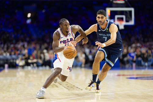 Philadelphia 76ers guard Tyrese Maxey drives past Memphis Grizzlies forward Santi Aldama at Wells Fargo Center. Photo Credit: Imagn