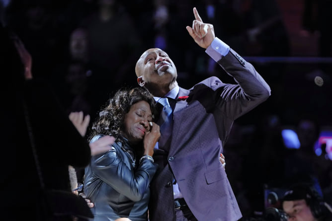 Watch: Vince Carter and mother Michelle embrace in tears after Raptors star's jersey gets immortalized in the rafters