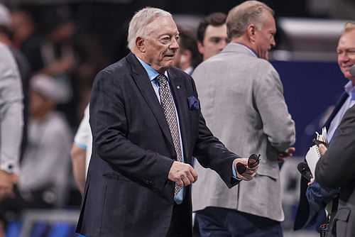 Jerry Jones on the sidelines of a Cowboys game - Source: Imagn