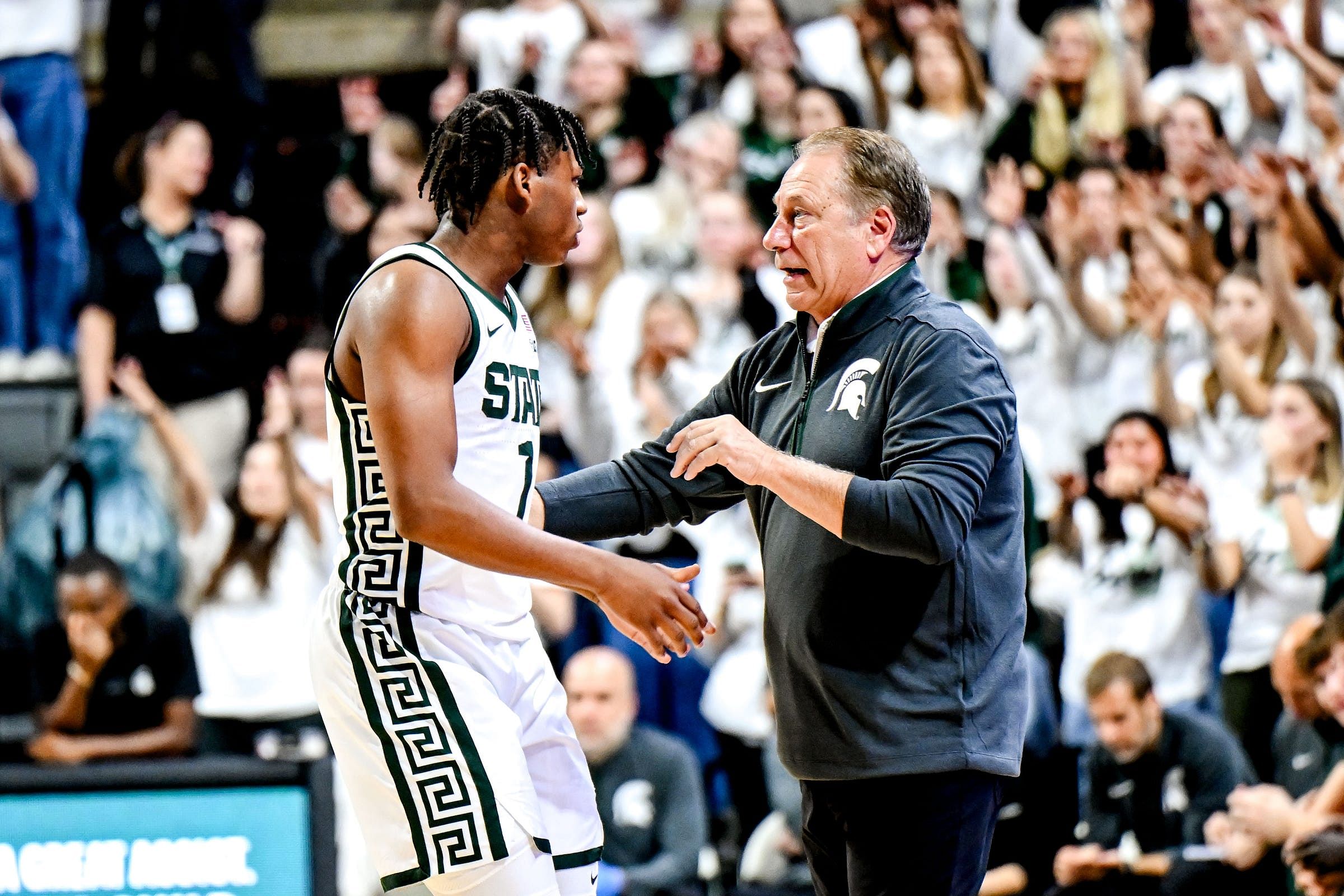 Tom Izzo and the Michigan State Spartans face a tough test against the Kansas Jayhawks tomorrow. (Imagn)