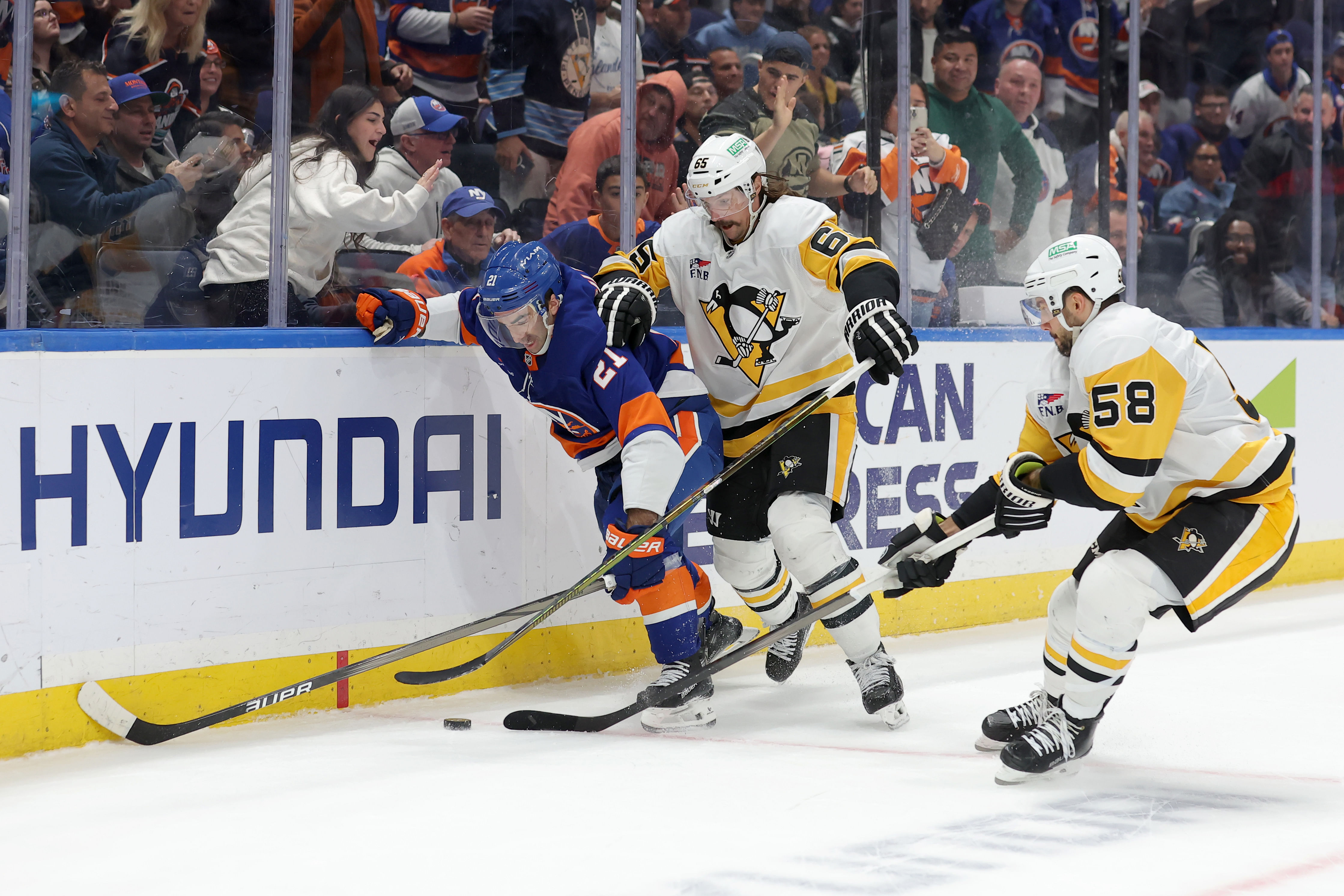 NHL: Pittsburgh Penguins at New York Islanders - Source: Imagn