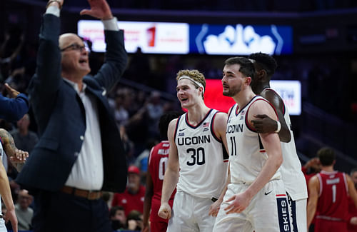 Dan Hurley and the UConn Huskies began their 2024-25 season in emphatic fashion.