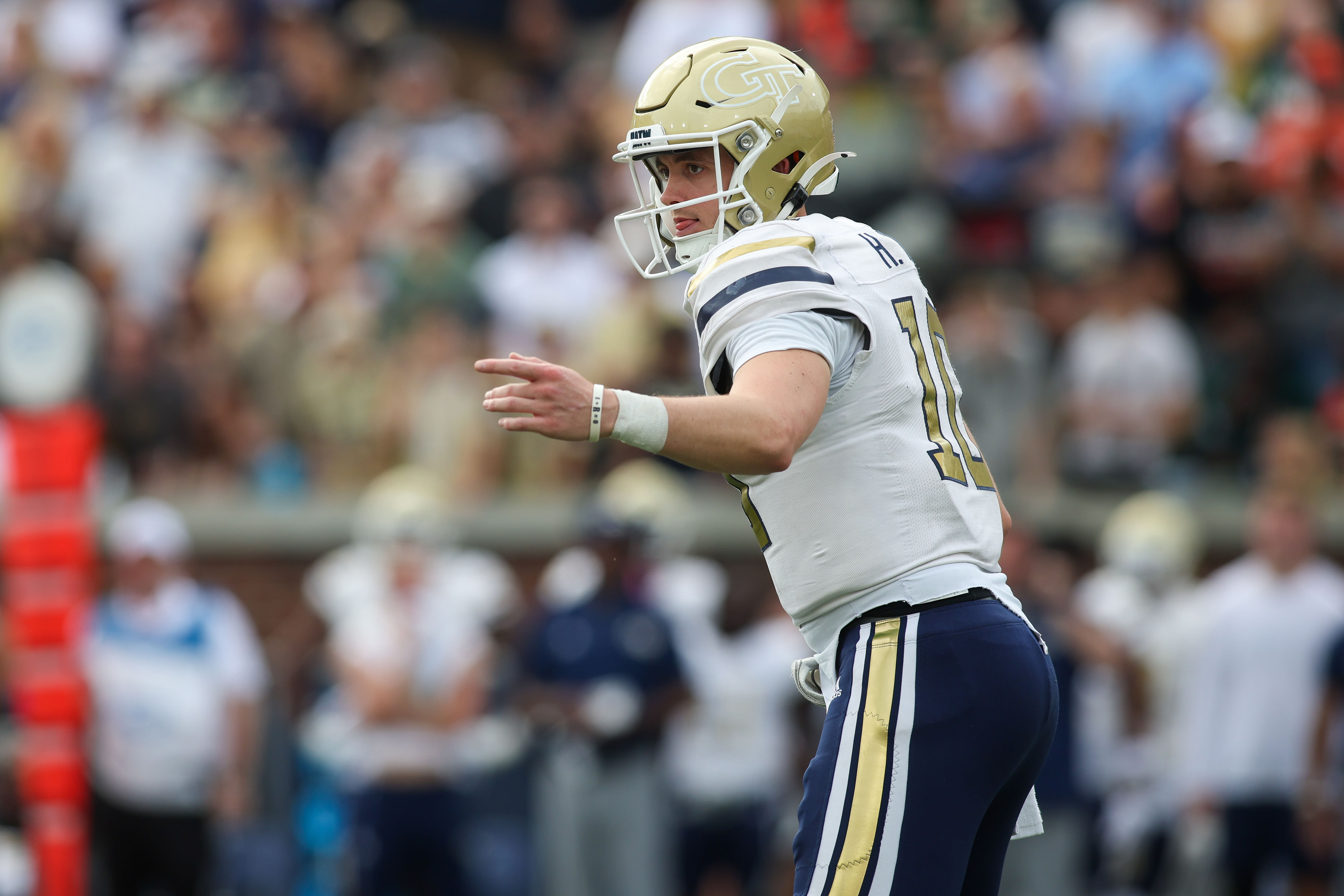 NCAA Football: Georgia Tech QB Haynes King - Source: Imagn