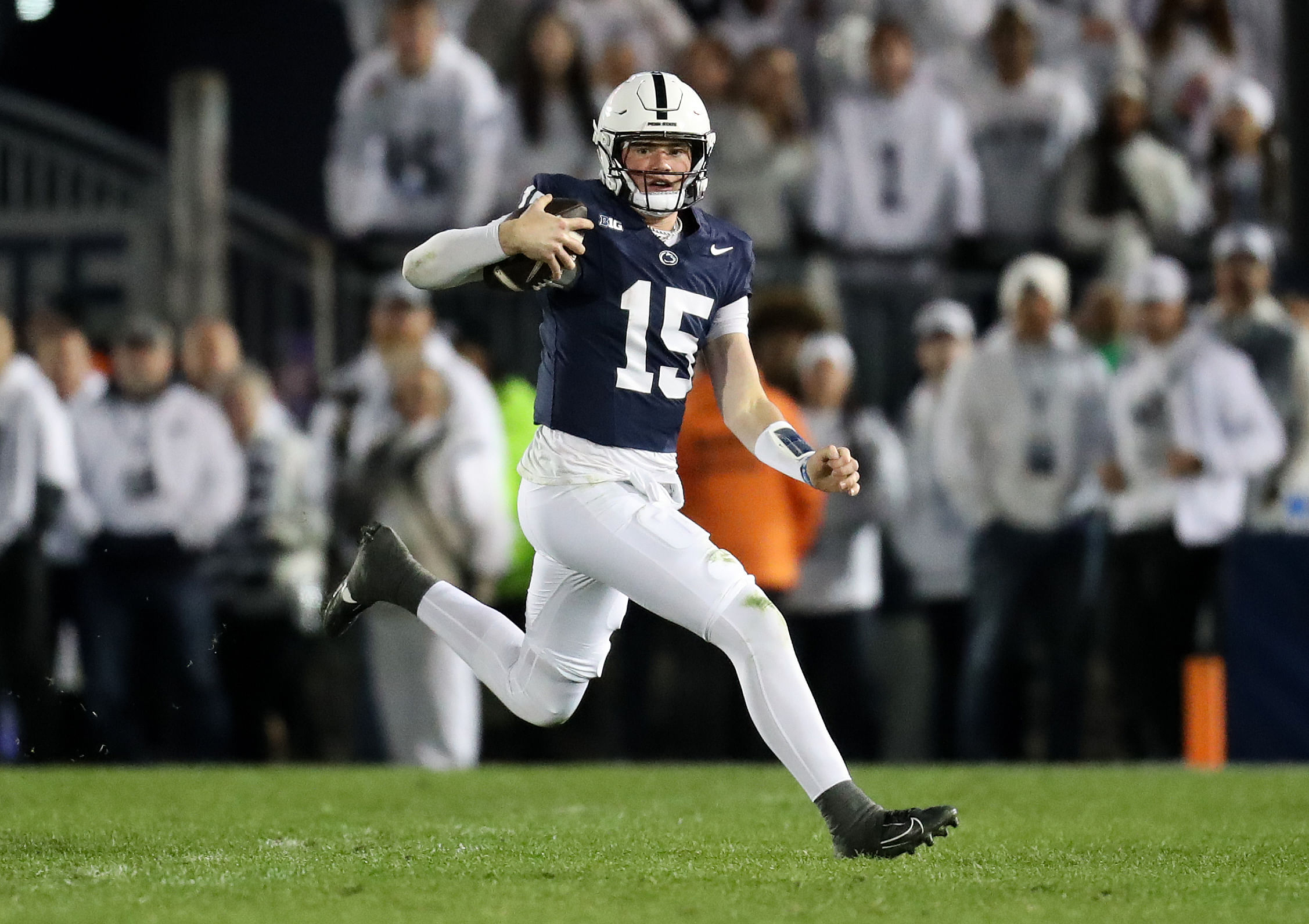 NCAA Football: Washington at Penn State - Source: Imagn