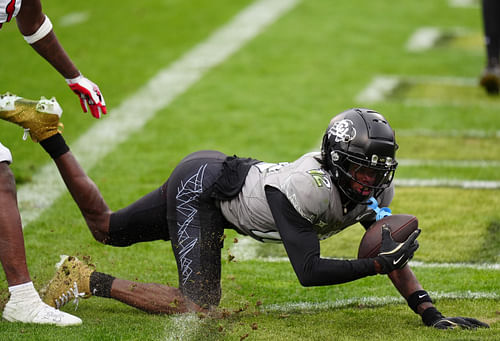 Travis Hunter scores a touchdown: Utah at Colorado - Source: Imagn