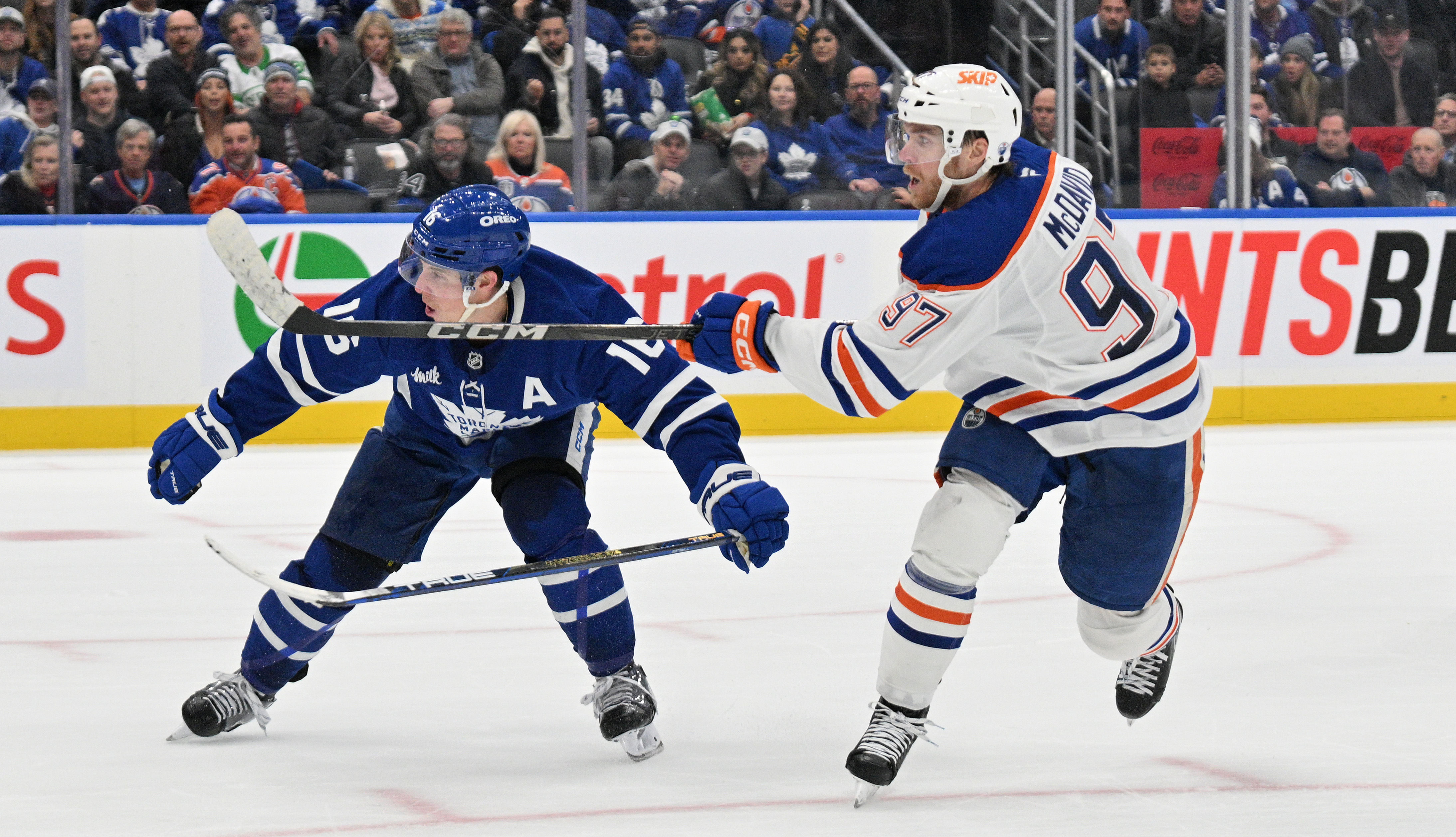 NHL: Edmonton Oilers at Toronto Maple Leafs - Source: Imagn