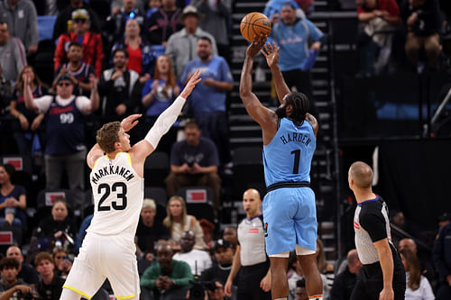 James Harden reacts to passing Ray Allen on NBA's all-time 3-point list. (Photo: IMAGN)