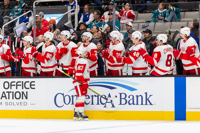 NHL: Detroit Red Wings at San Jose Sharks - Source: Imagn