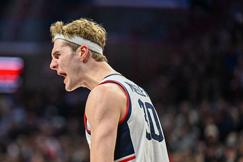 Connecticut Huskies forward Liam McNeeley (30) celebrates during the first half against Texas A&M Commerce at Harry A. Gampel Pavilion. Photo: Imagn