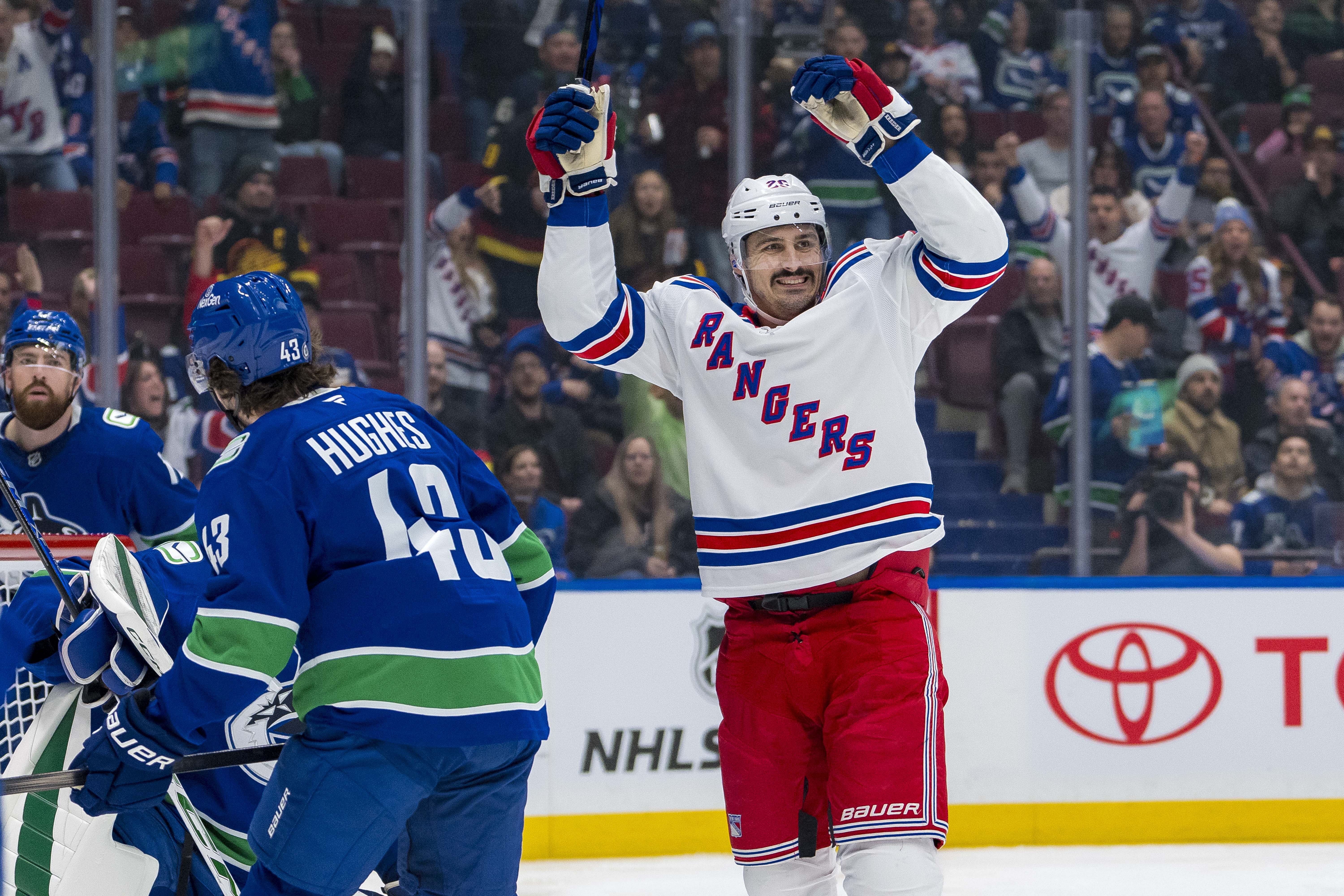 NHL: New York Rangers at Vancouver Canucks - Source: Imagn