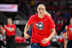 Diana Taurasi and Sue Bird share heartfelt embrace with Paige Bueckers before historic game