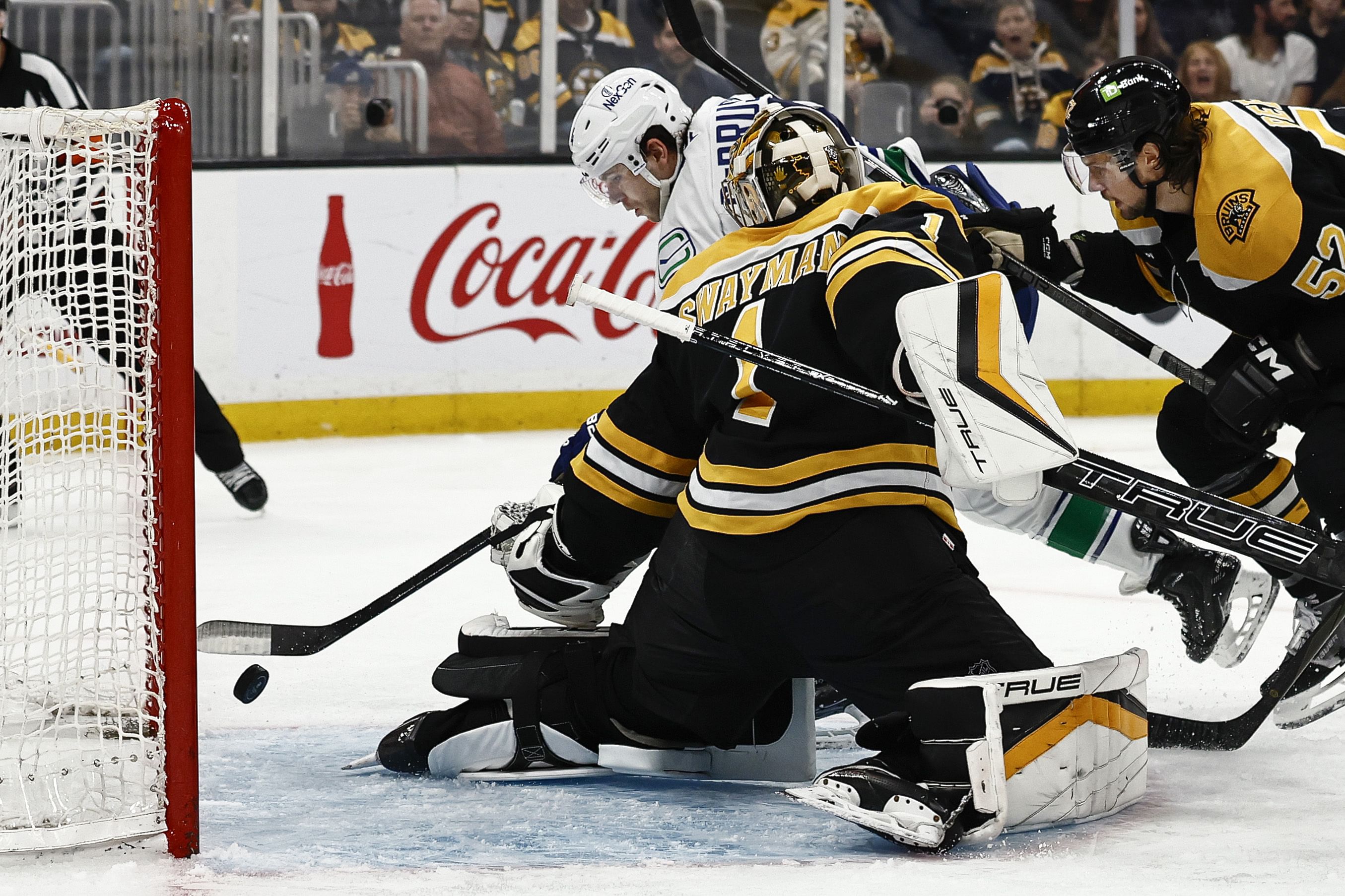 NHL: Vancouver Canucks at Boston Bruins - Source: Imagn
