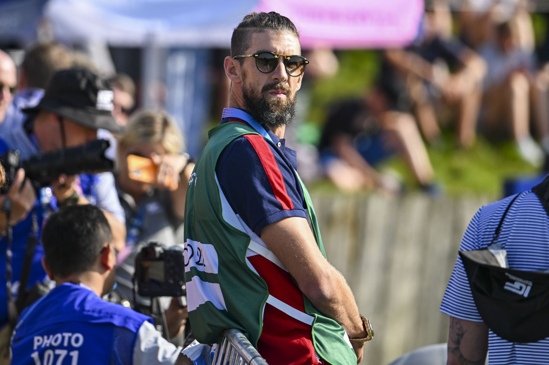 Michael Phelps watches play on the first tee during the first round of the Olympic men&#039;s golf competition during the Olympic Games 2024 at Le Golf National in Saint-Quentin-en-Yvelines, France. (Photo via Getty Images)