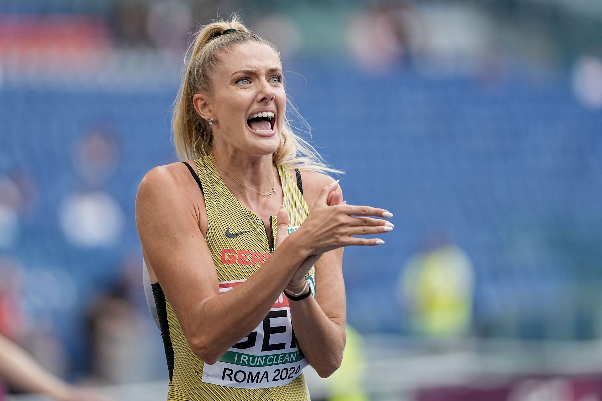 Alica Schmidt at the 4x400m in the qualifying round at the European Championships. (Photo by via Getty Images)