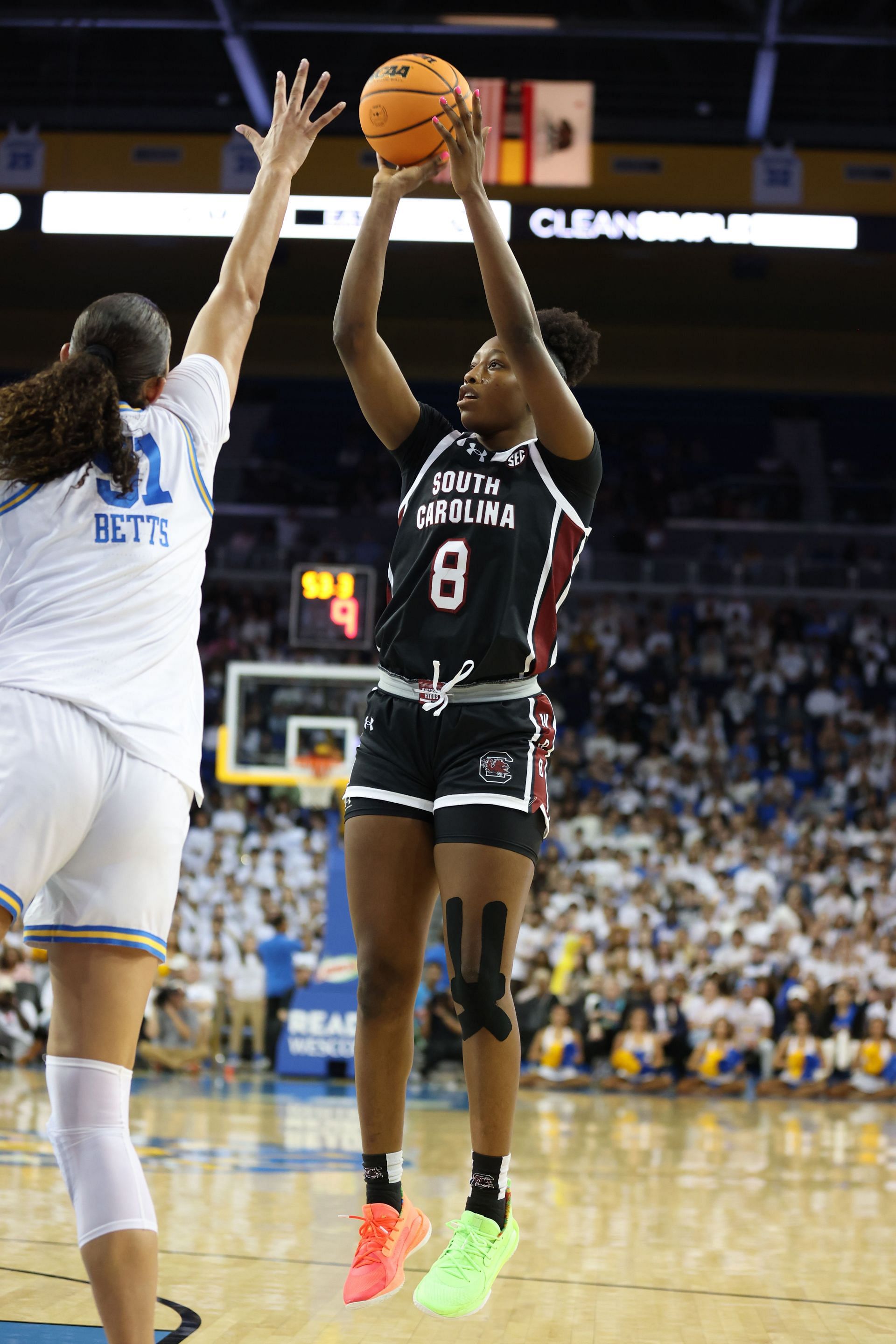 Joyce Edwards attempts a shot in the UCLA loss. (Image Credits: Joe Scarnici, Getty Images)