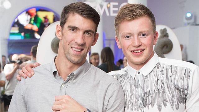 Adam Peaty meets Michael Phelps at Las Vegas Grand Prix (Image via Getty)