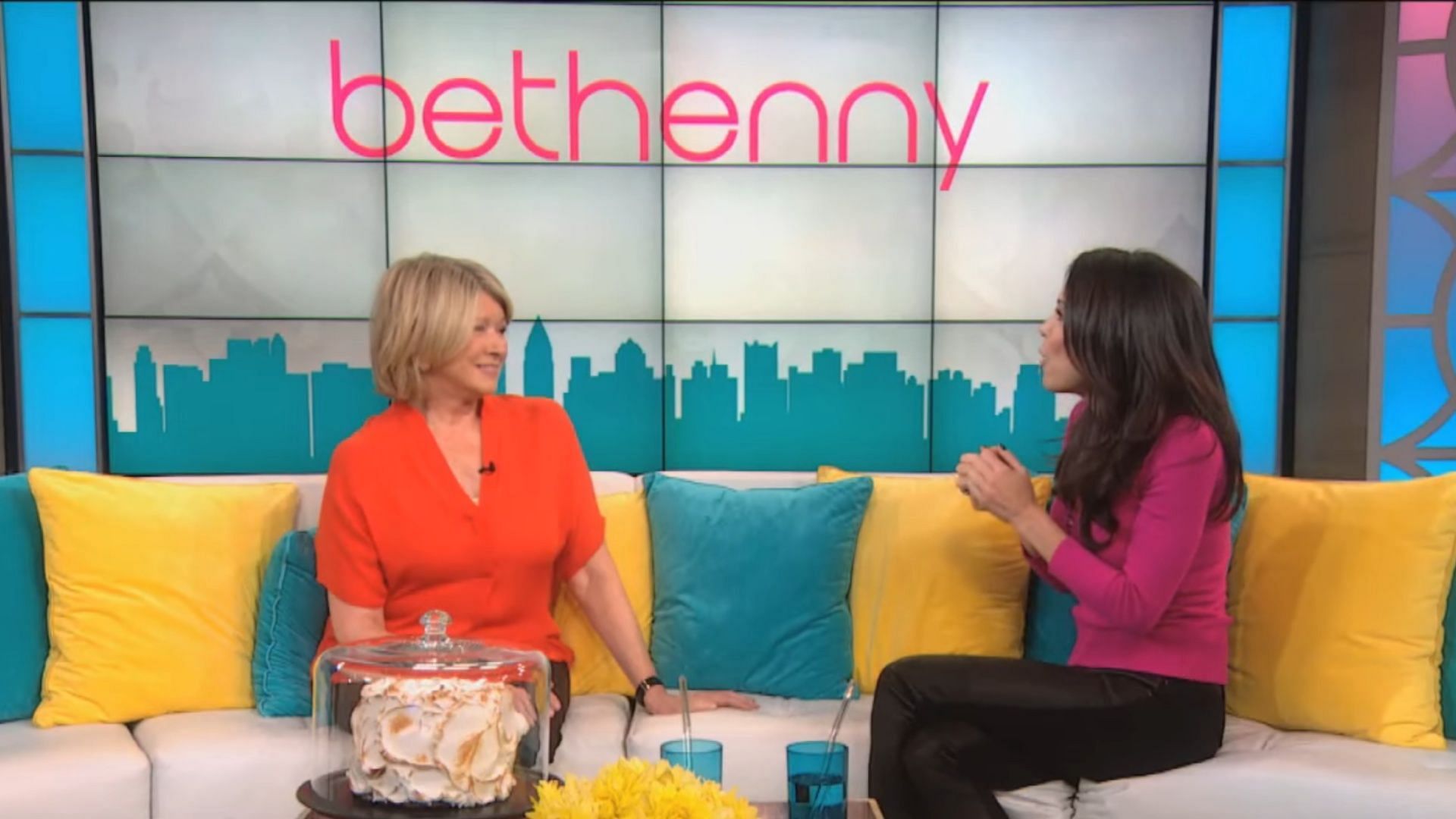 Bethenny and Martha Stewart have feuded over their time on The Apprentice. (Image via YouTube/@bethenny)