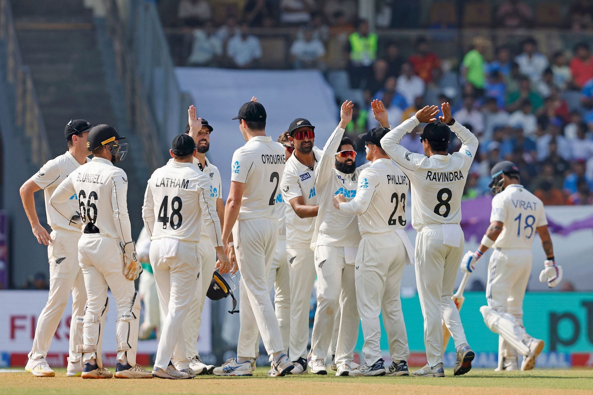 मुंबई में भारत ने 25 रन से गंवाया टेस्ट मैच (Photo Credit_X/@cricbuzz)