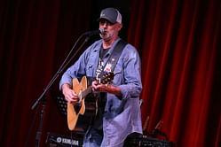 Who is Darryl Worley married to? Country star asks for prayers after daughter is airlifted post serious car accident