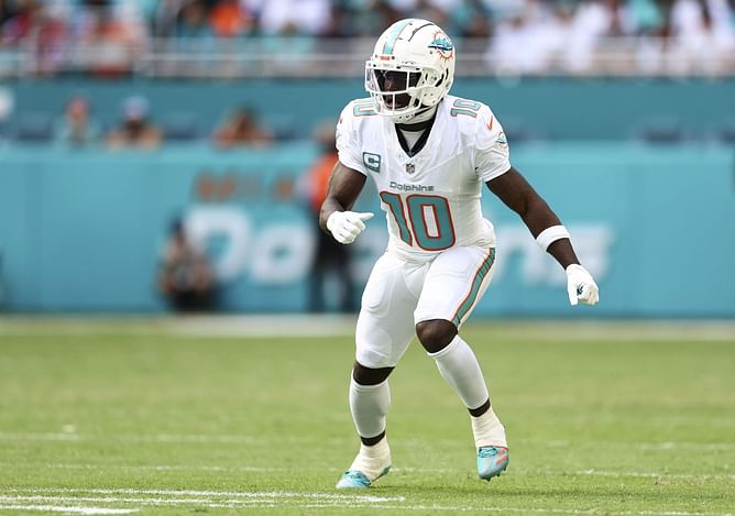Tyreek Hill stats tonight: Dolphins WR's receiving yards, touchdowns and more in Week 13 vs. Packers