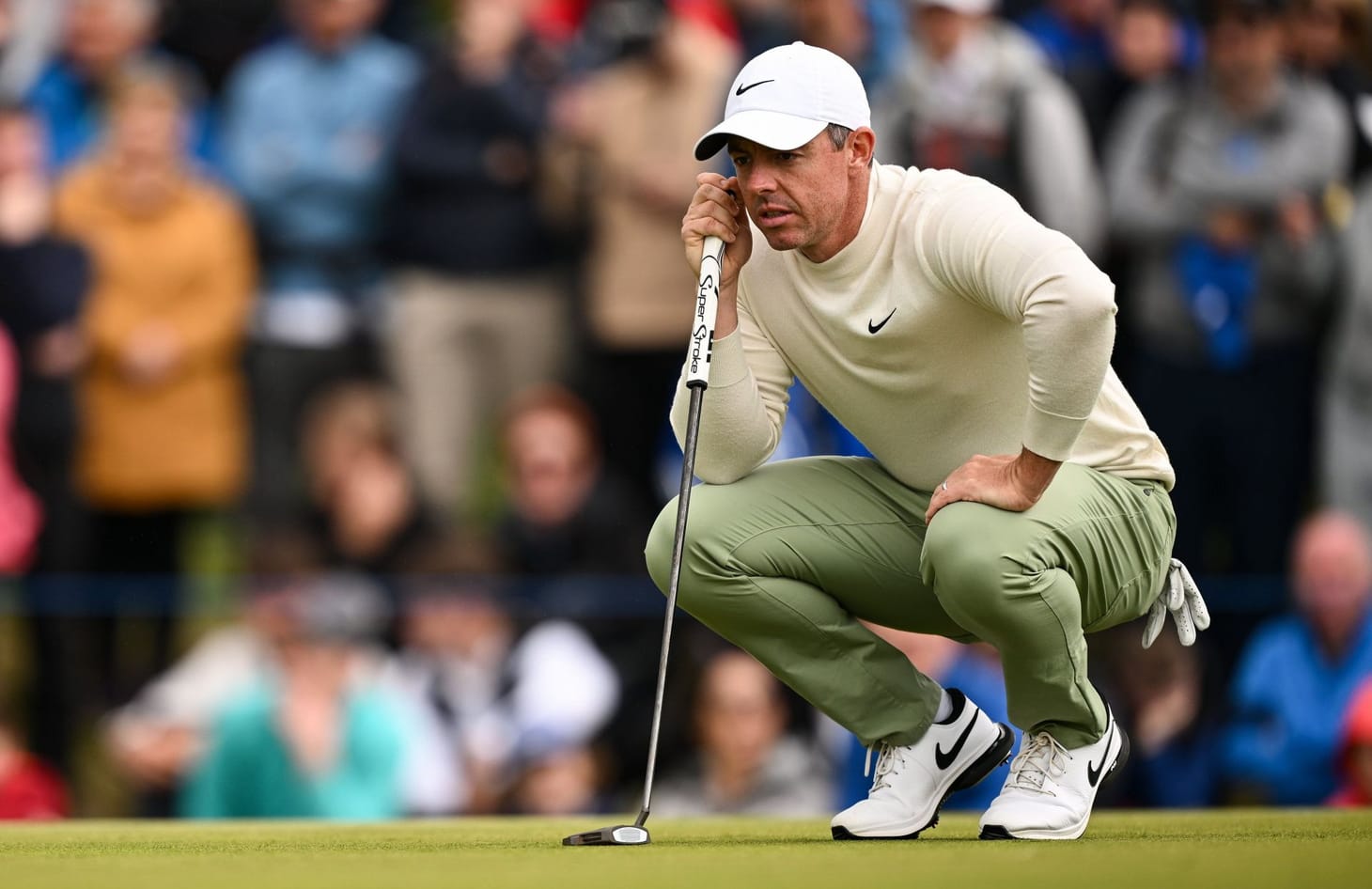 English golfer wins against Rory McIlroy, Tyrrell Hatton, and others