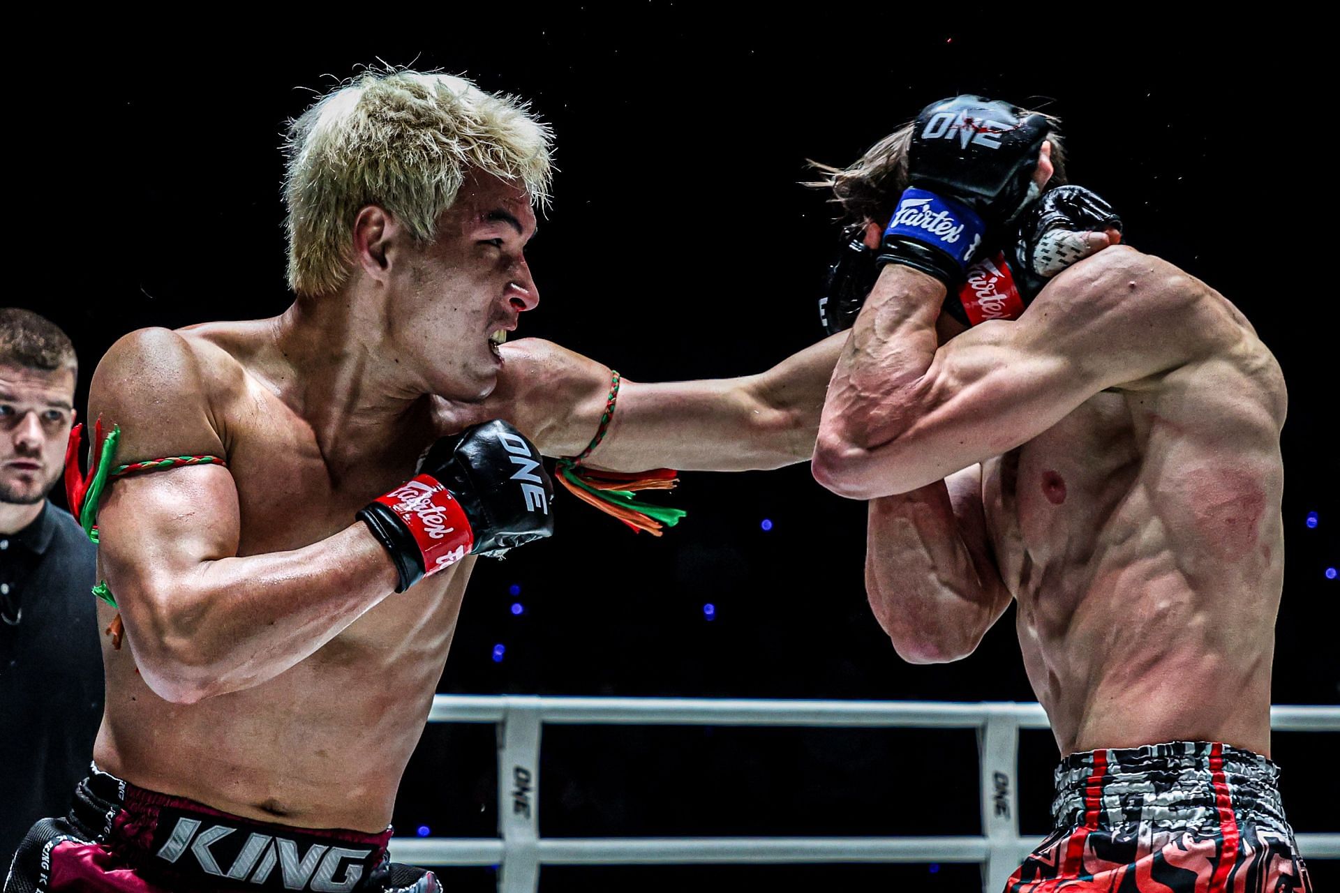 Yod-IQ Or Pimolsri (left) beat Kirill Khomutov in the ONE Friday Fights 89 main event.