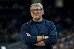 Paige Bueckers drops 1 word for Geno Auriemma’s GOAT walk